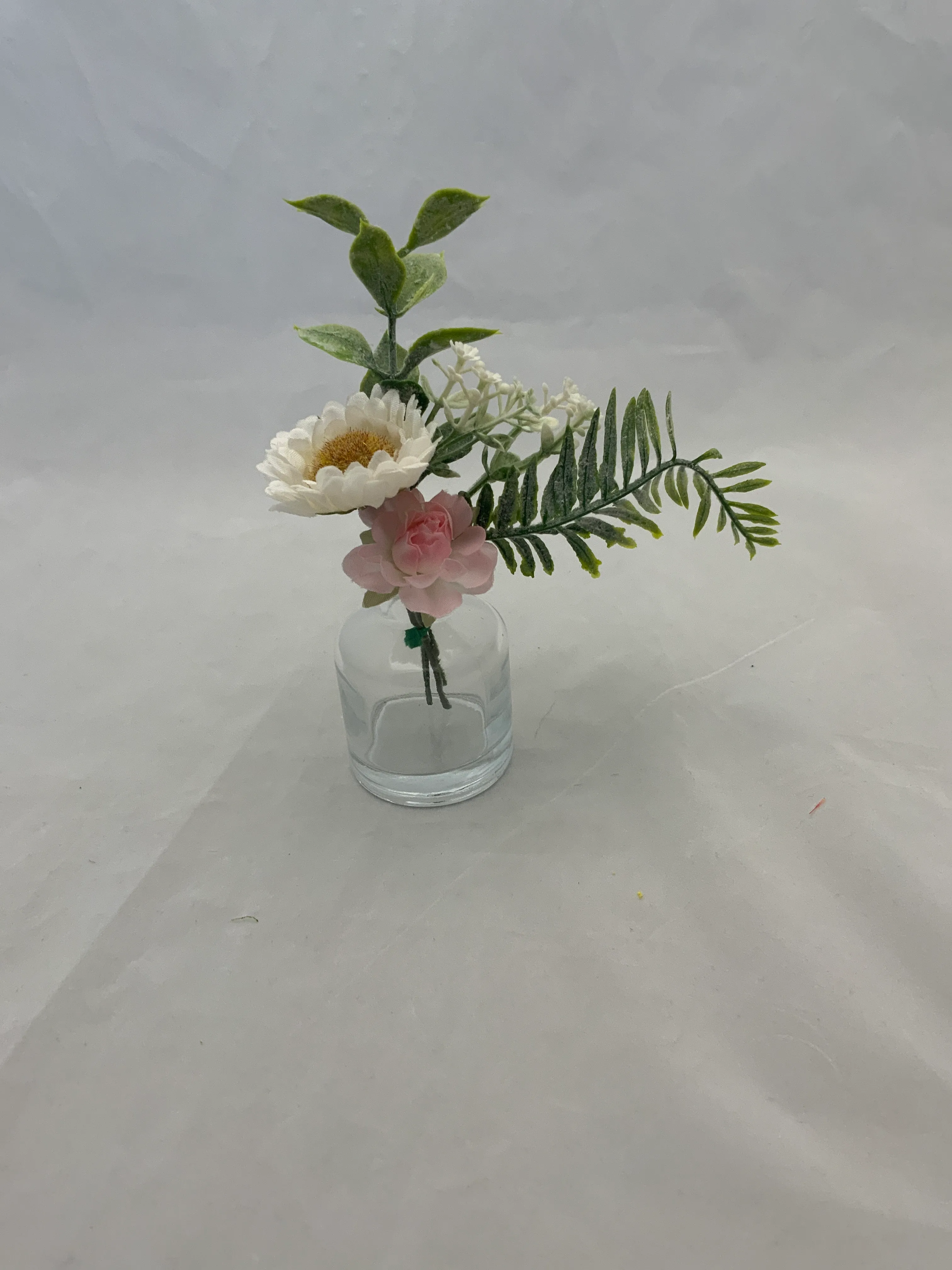Wildflower Premade Floral Mini Vase 4