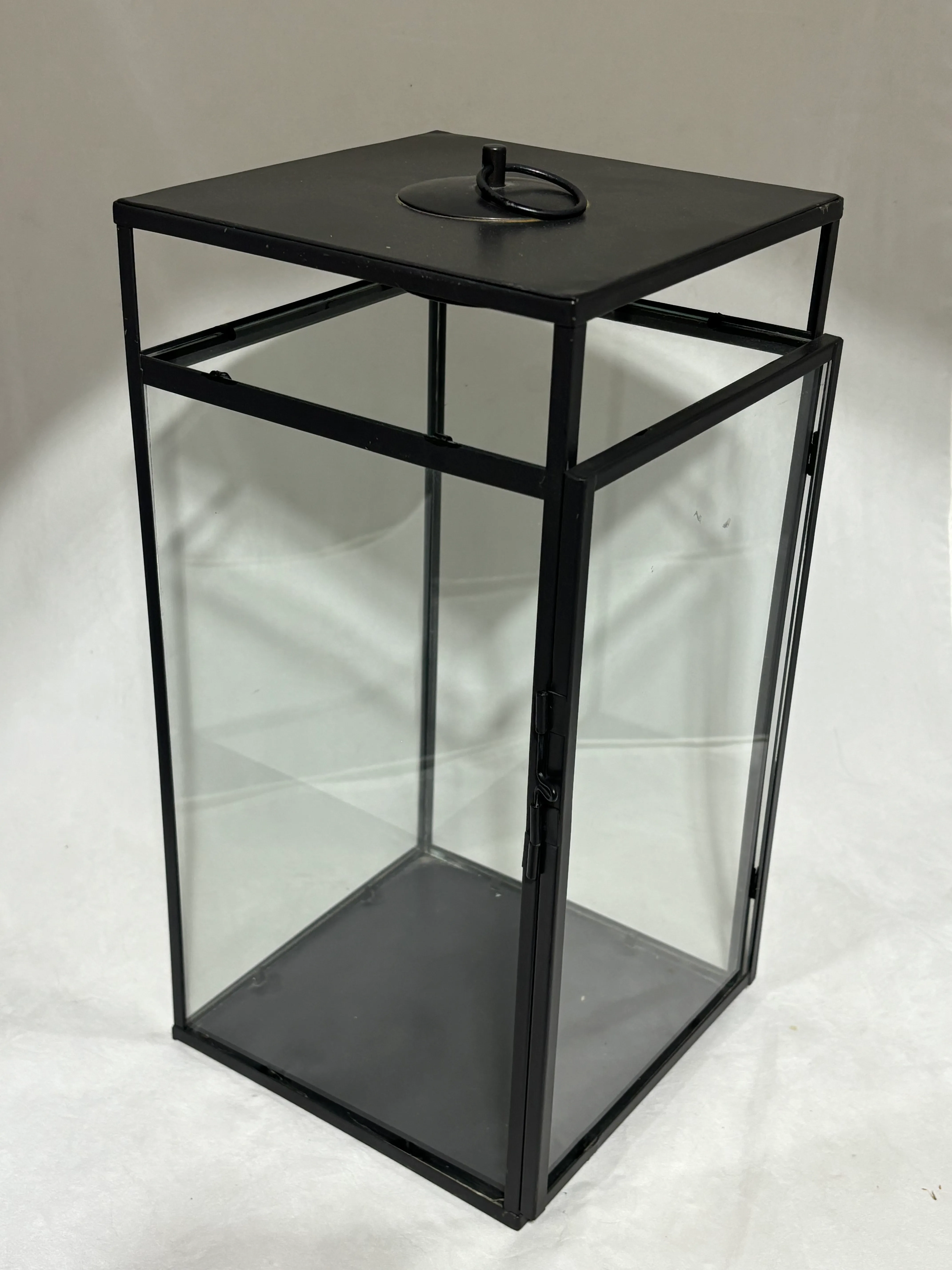Black Modern Lantern 4