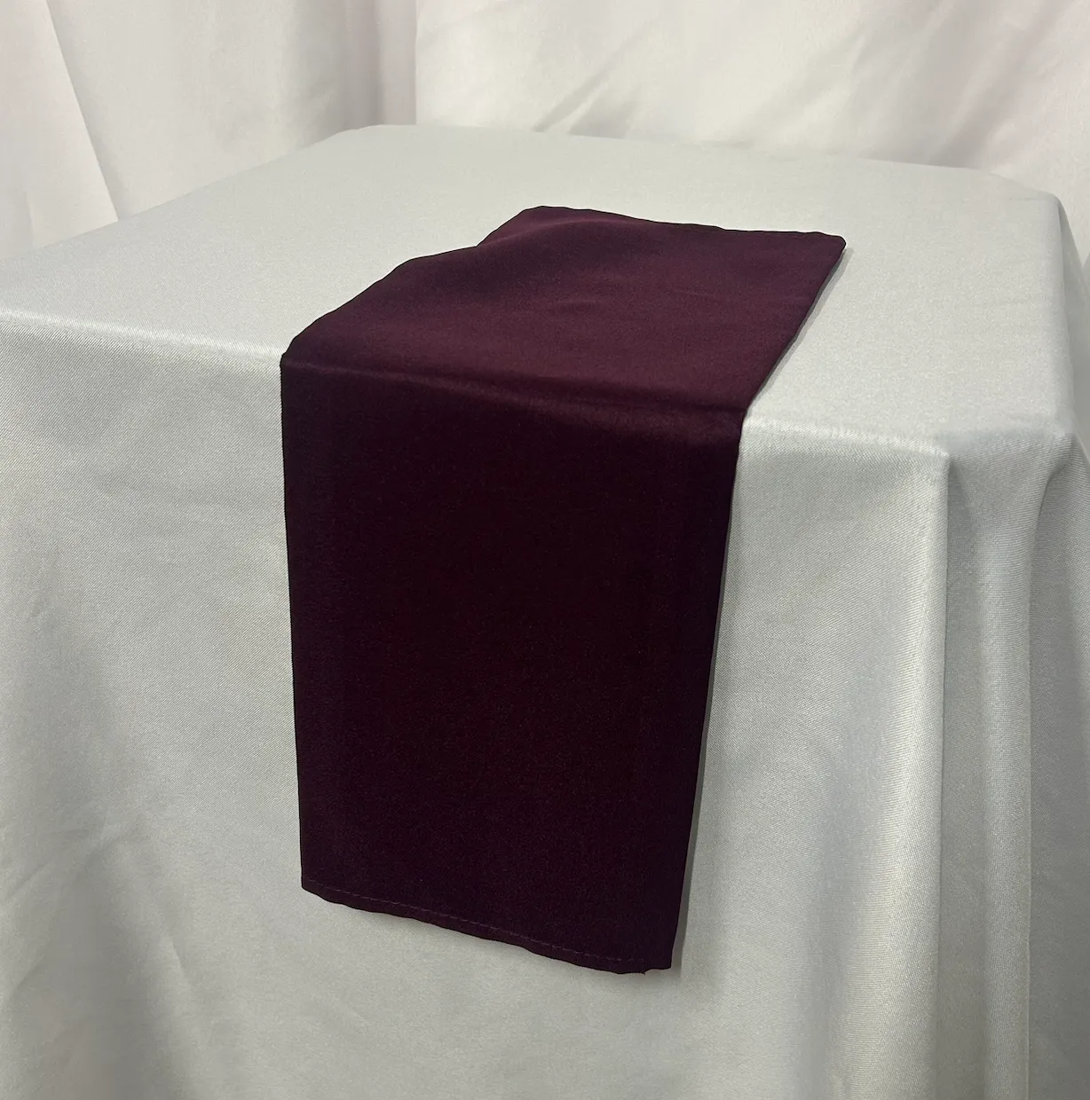 Plum Napkins HILLSIDE EVENTS ONLY