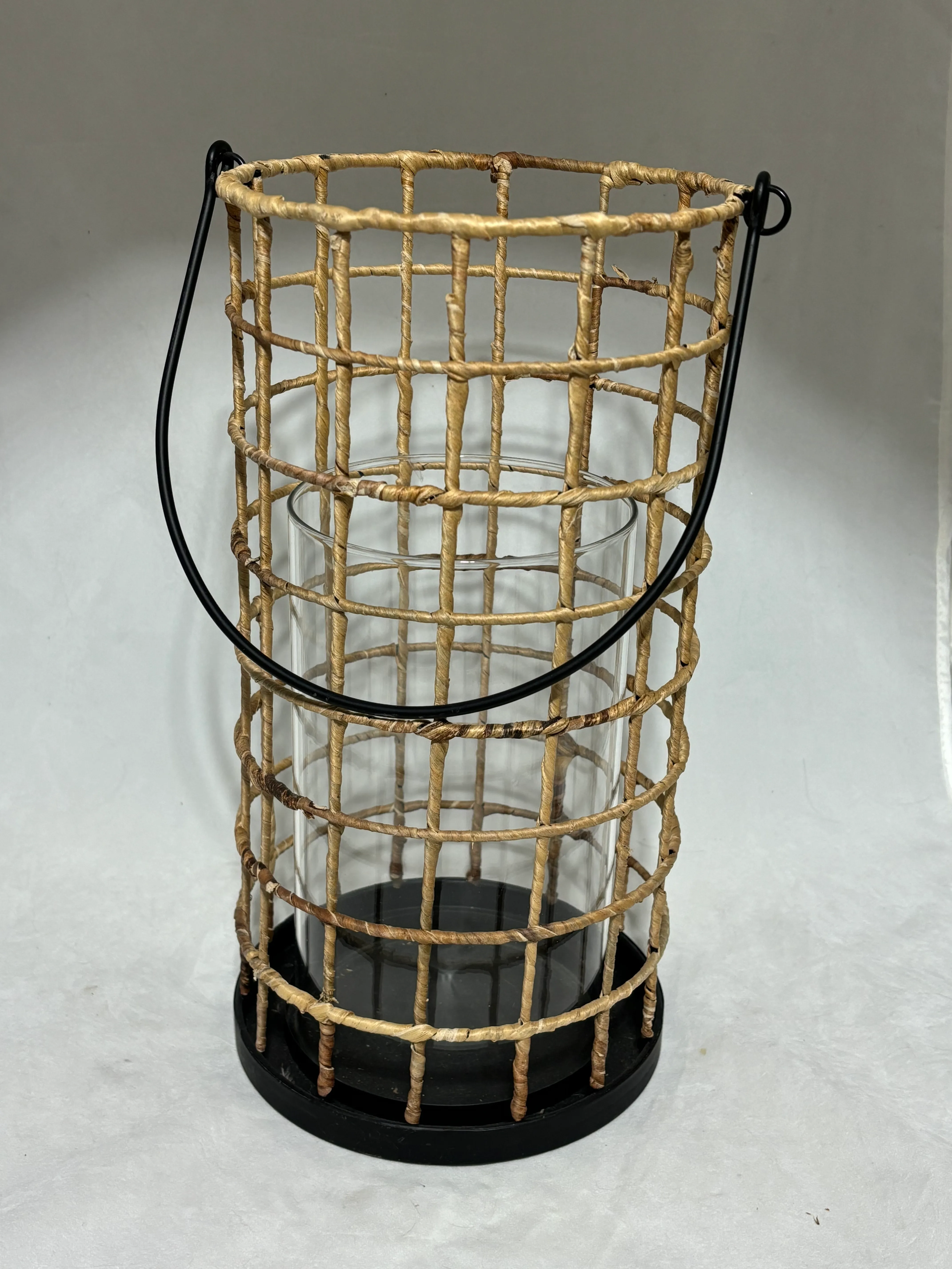 Rattan and Black Lantern 