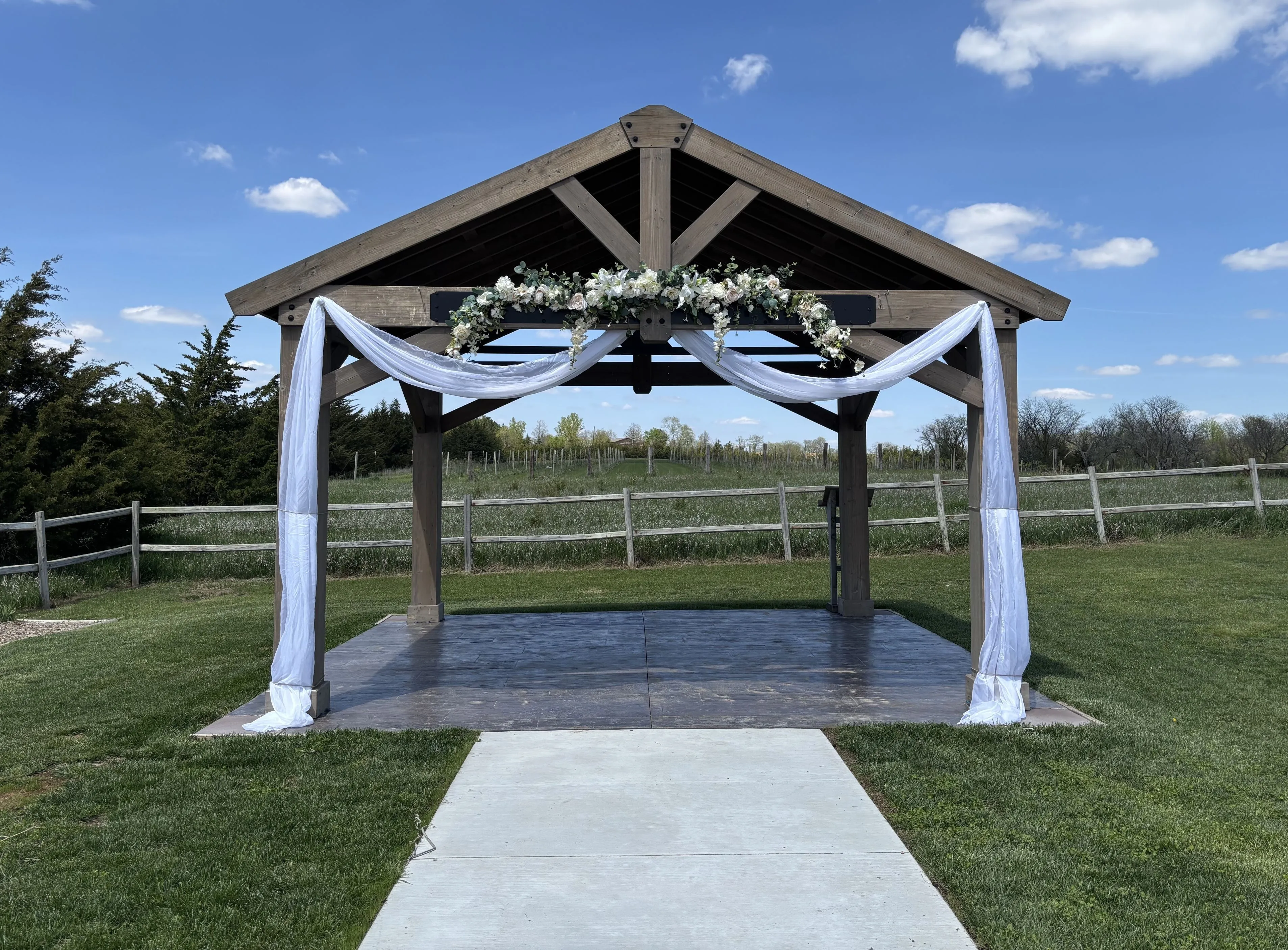 White Flower Swag XL