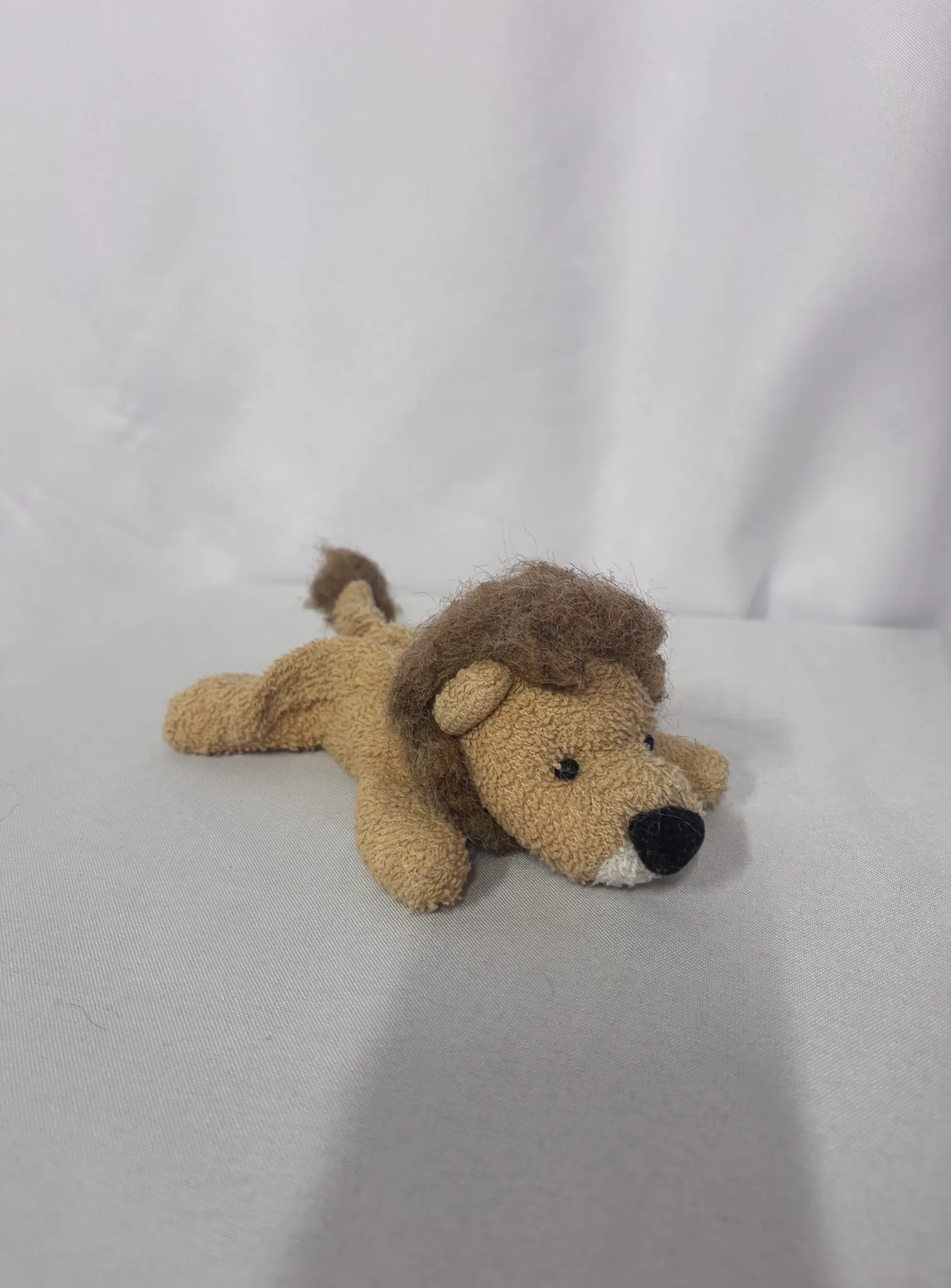 Lion Stuffed Animal 