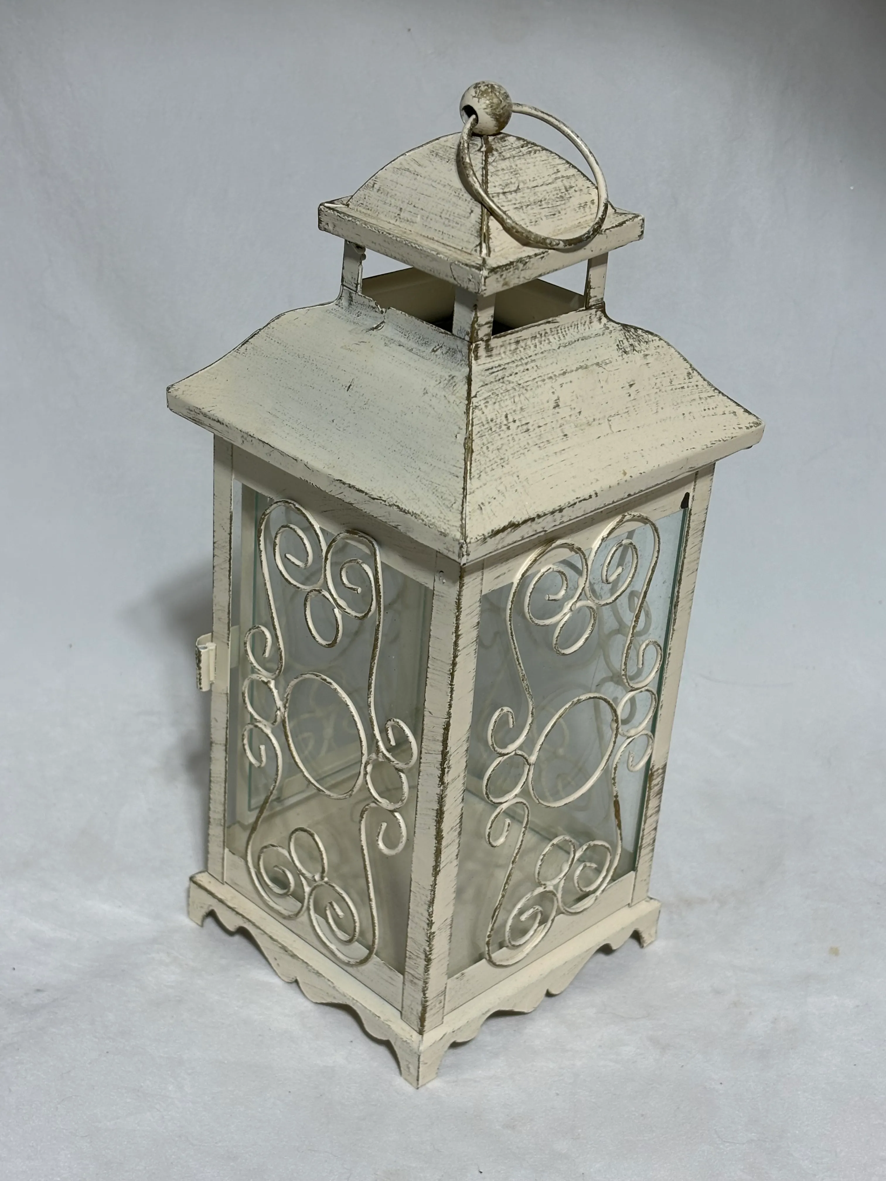 Cream Ornate Lantern