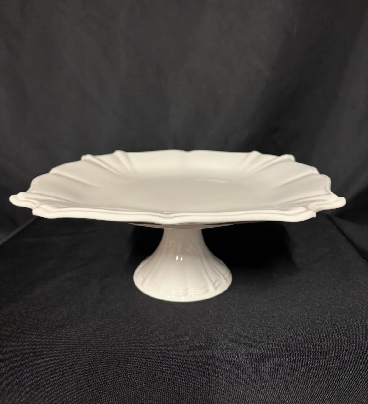 White Modern Cake Stand 2 