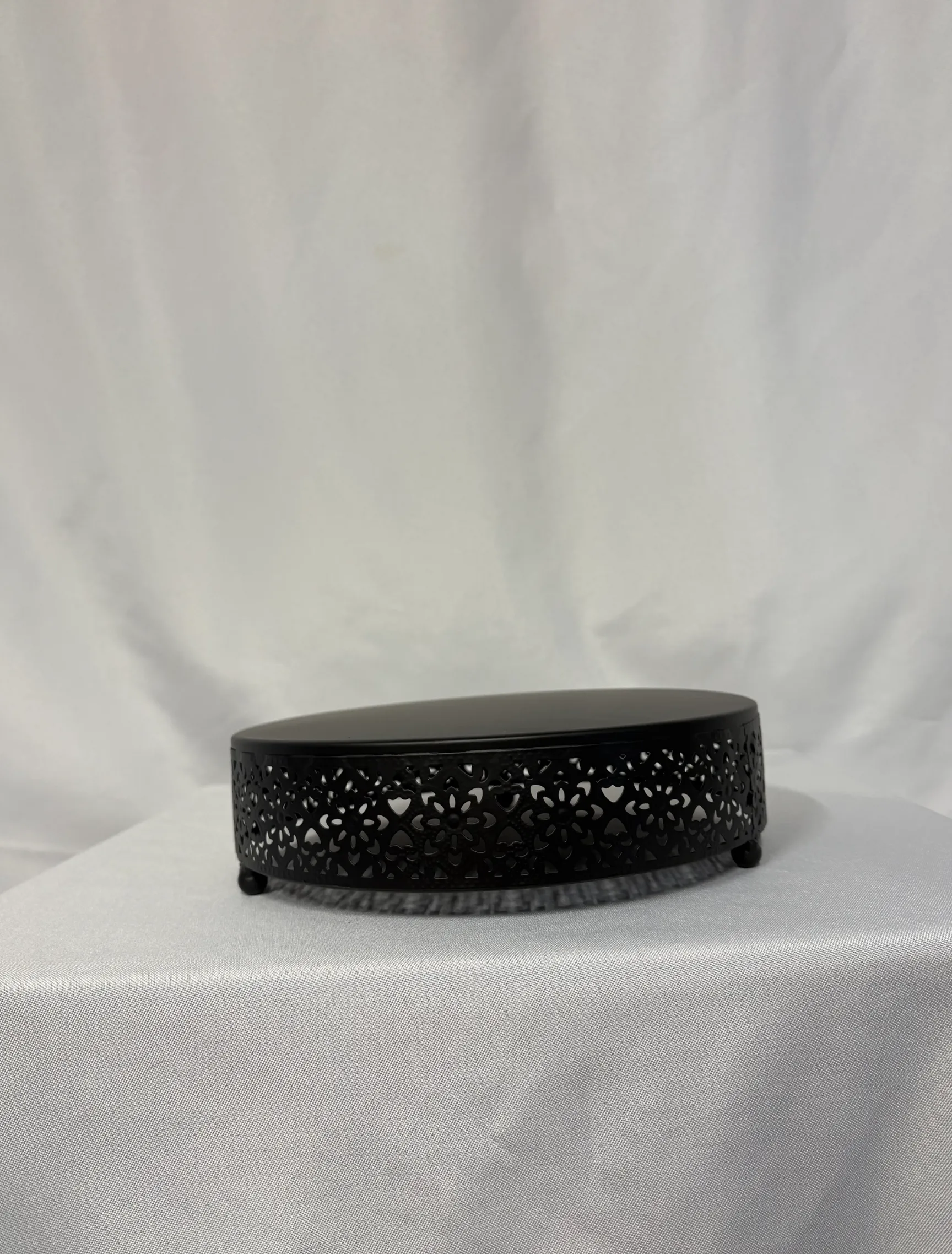 Black Cake Stand 2 