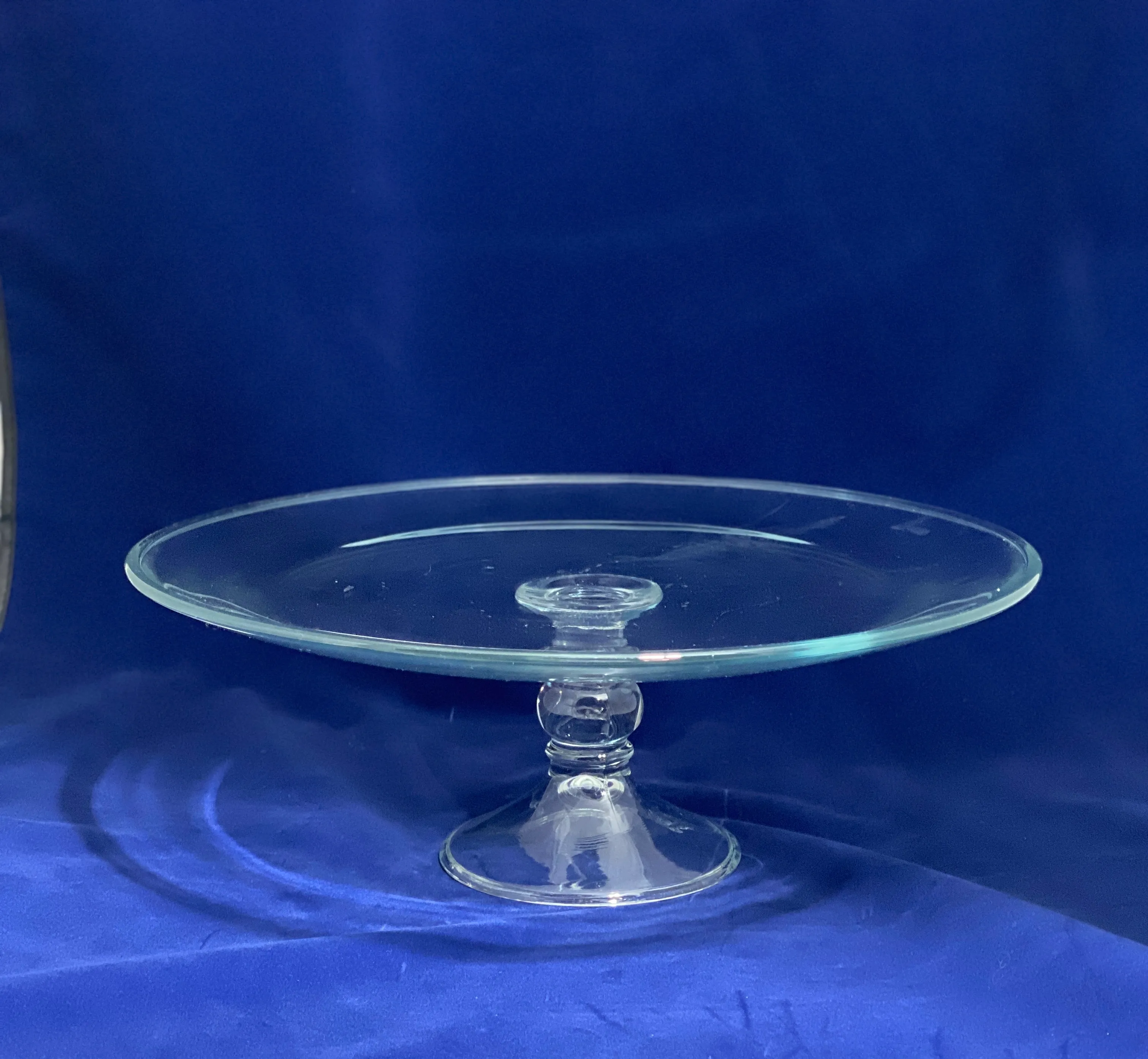 Modern Clear Cake Stand 1