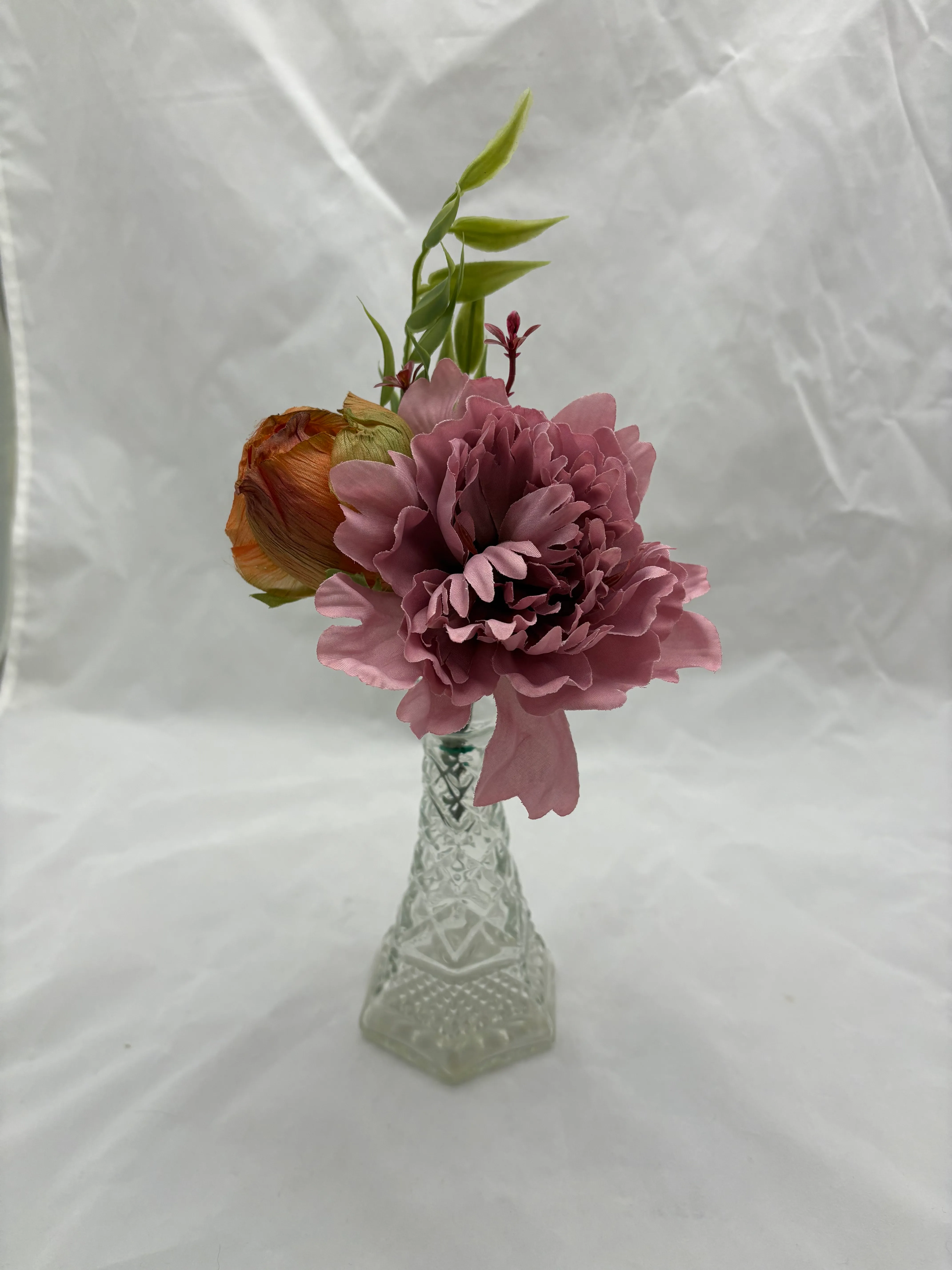 Cottage Premade Floral Small Vase