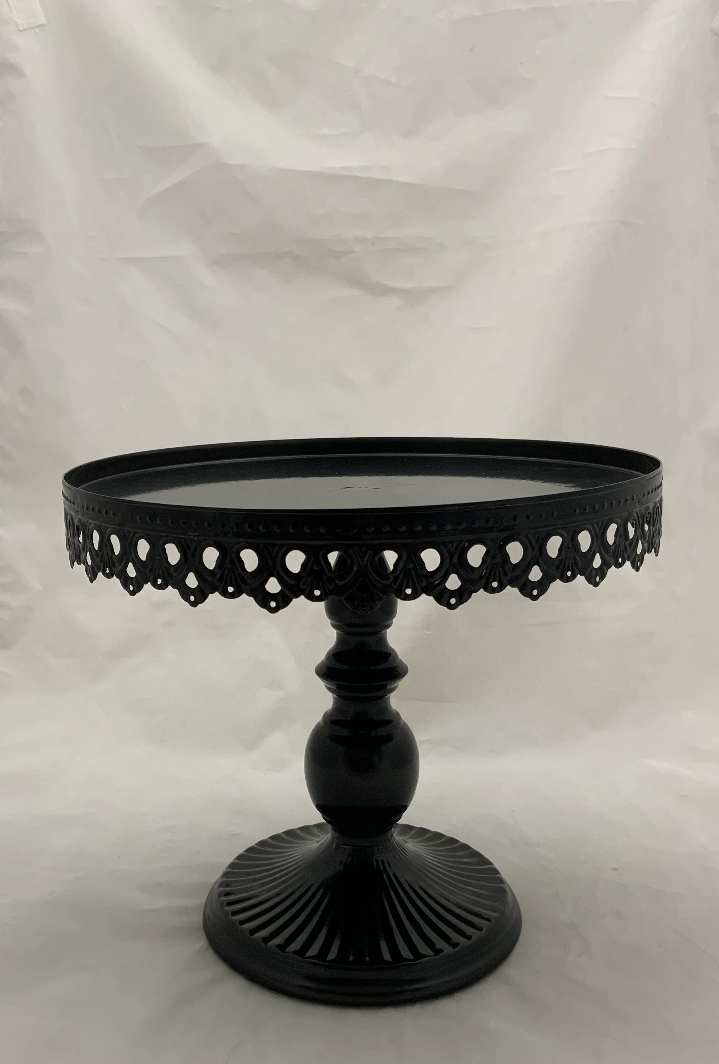 Black Medium Cake Stand