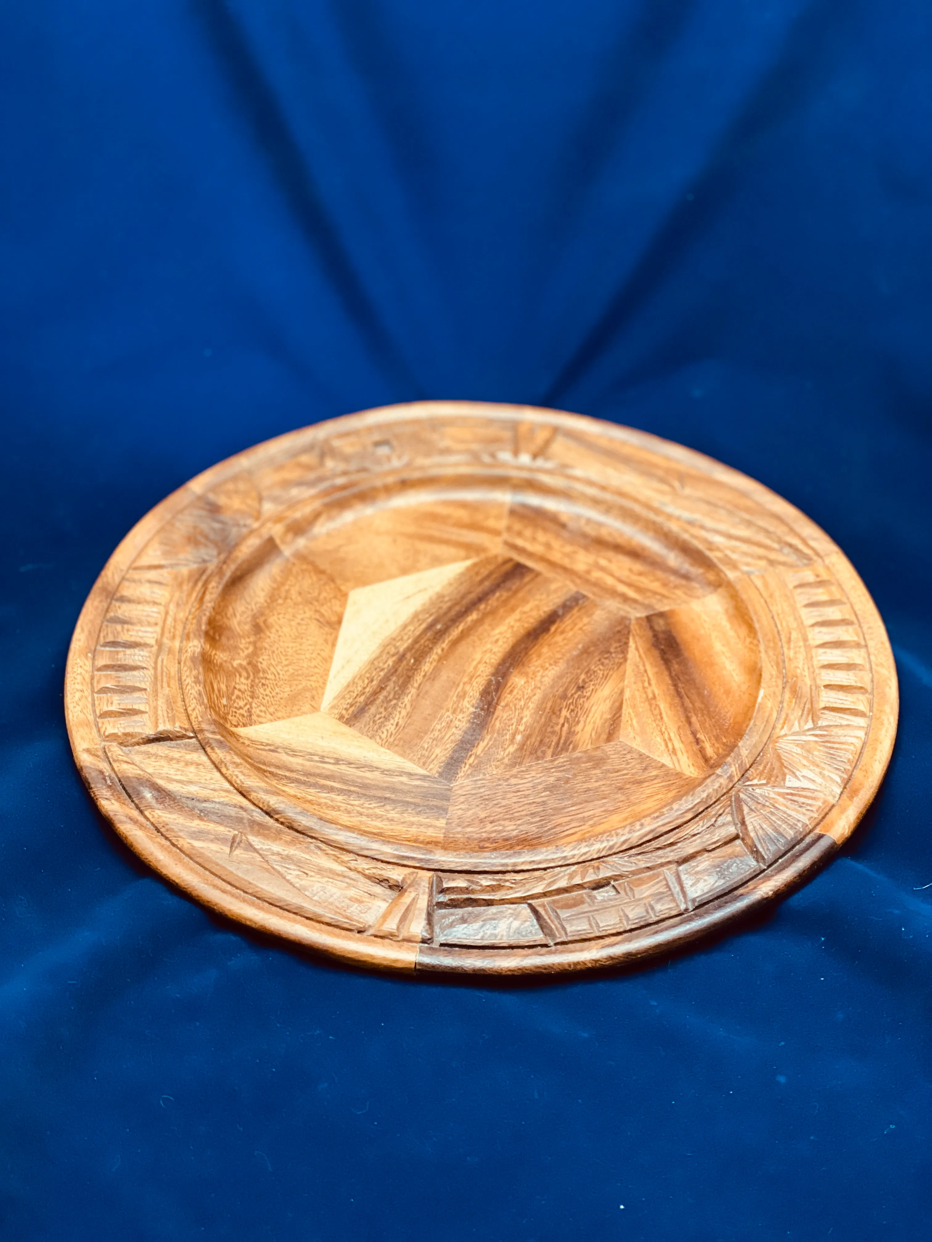 12 Inch Round Wood Centerpiece 