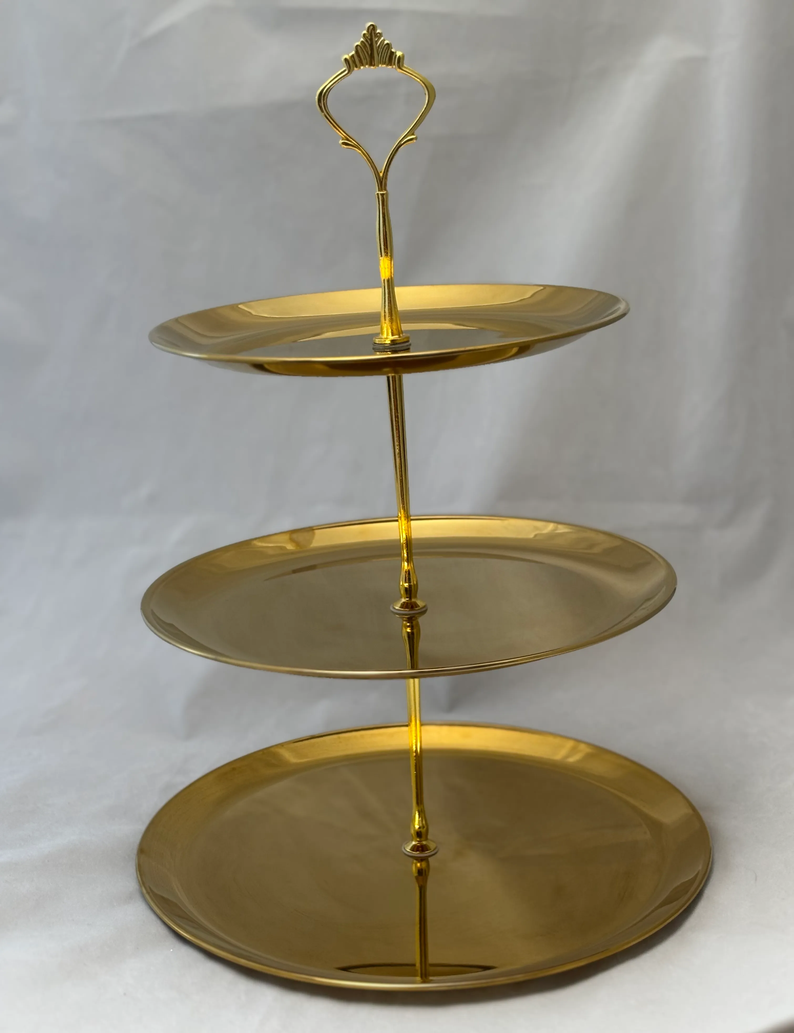 Bright Gold 3-Tier Cupcake Stand 1 (Shiny Finish)