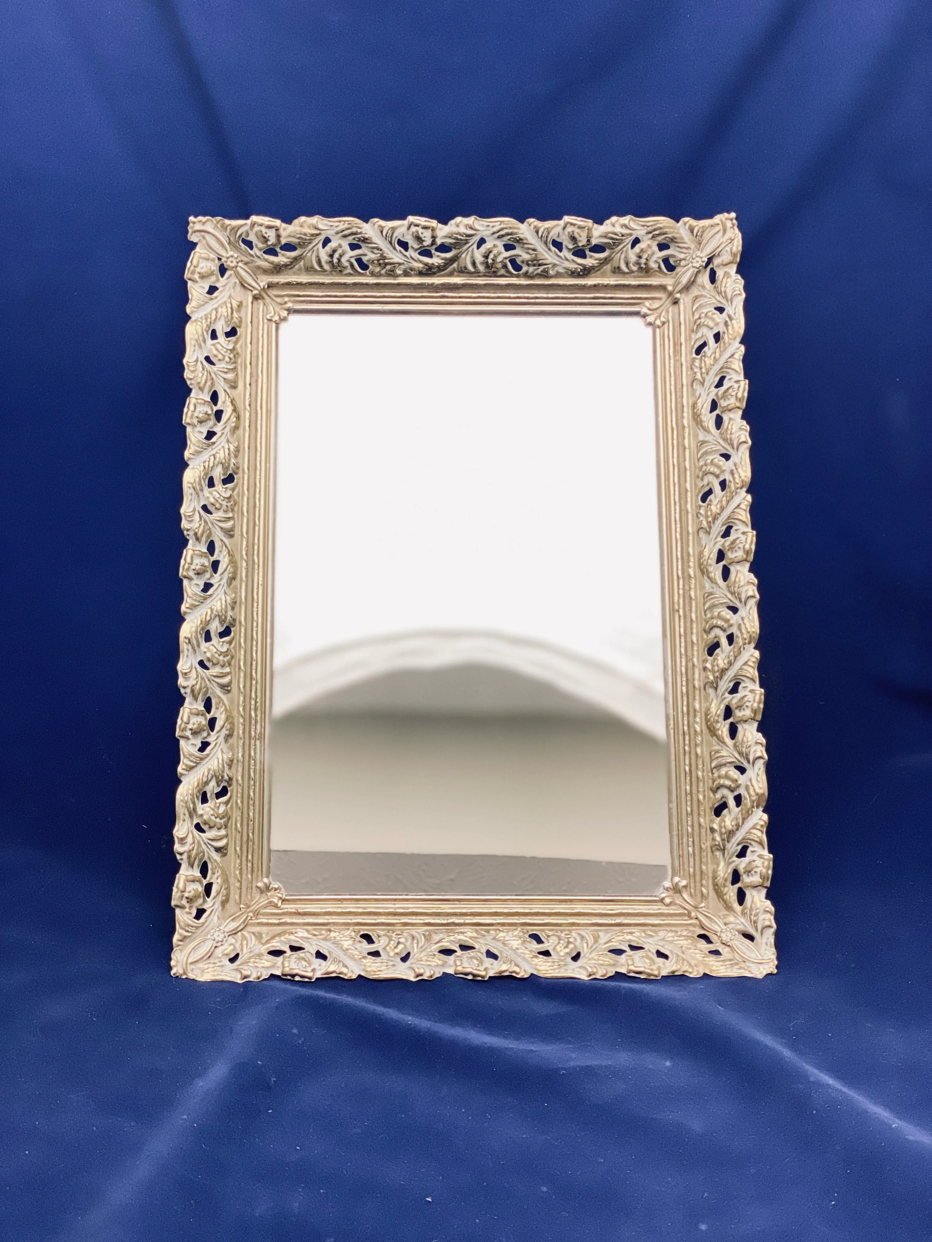 16 Inch Gold Vintage Rectangle Mirror Centerpiece (Misc Design)