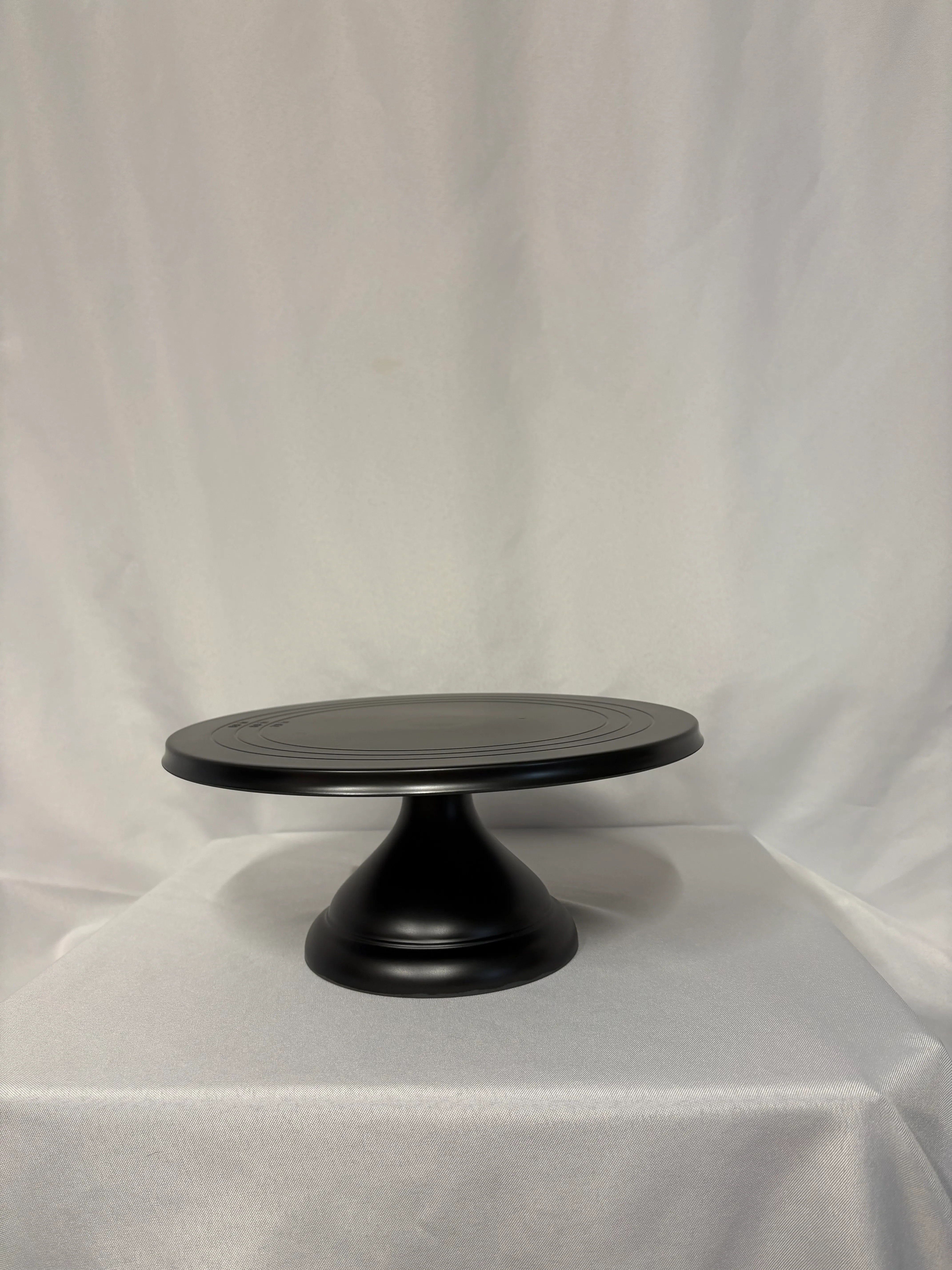 Black Modern Cake Stand 1