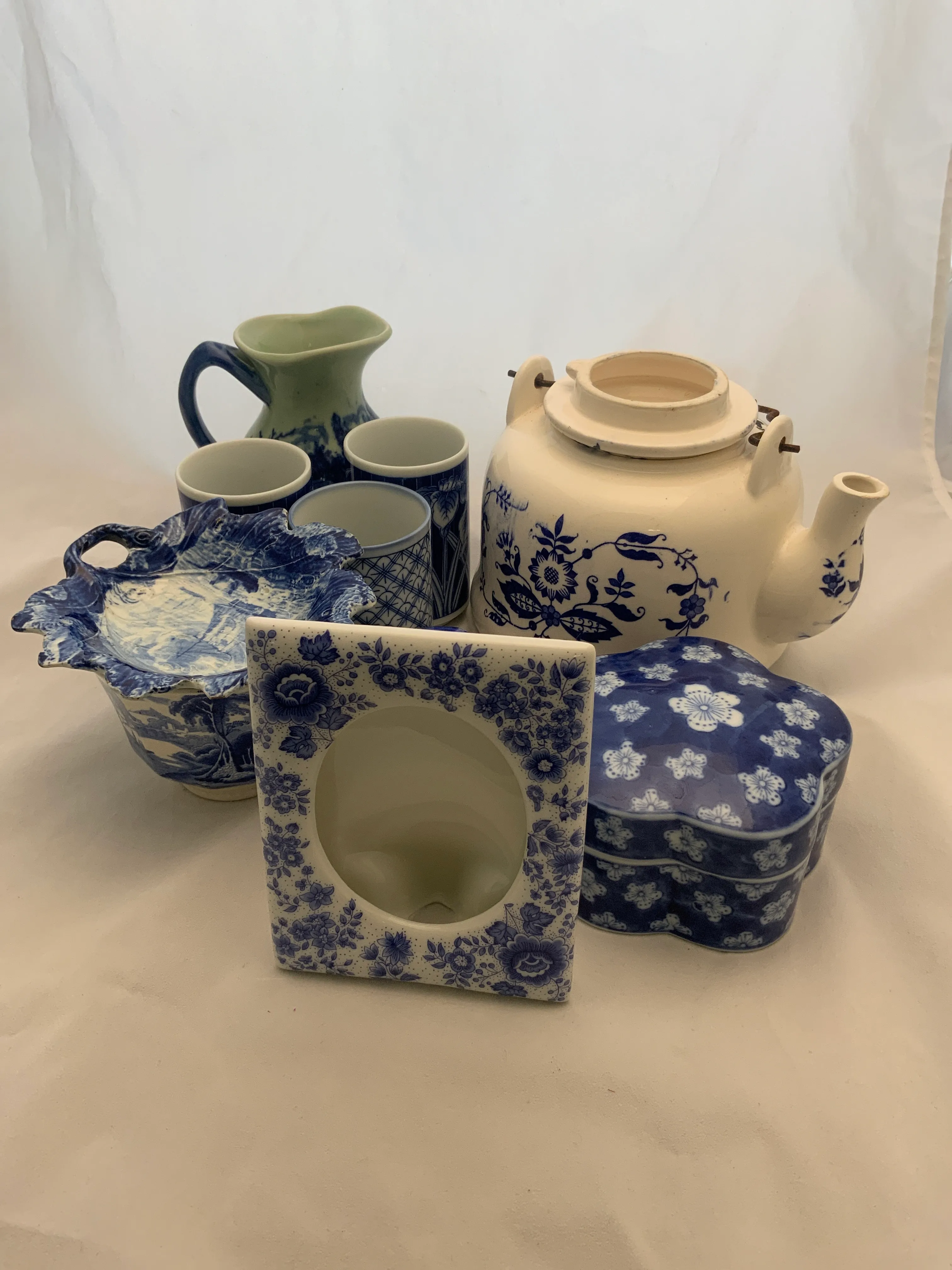 Blue and White Vases & Glassware (Variety)