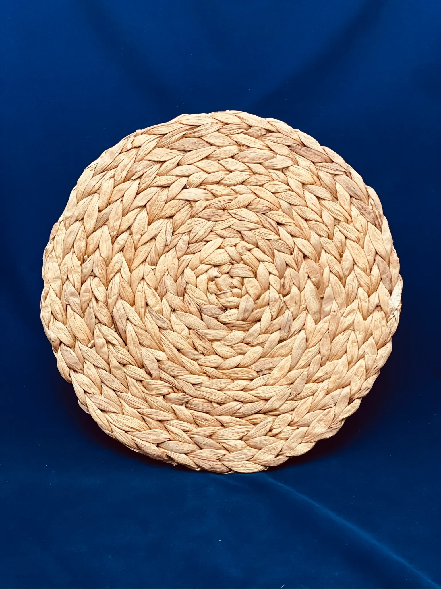 12 Inch Woven Centerpiece Base