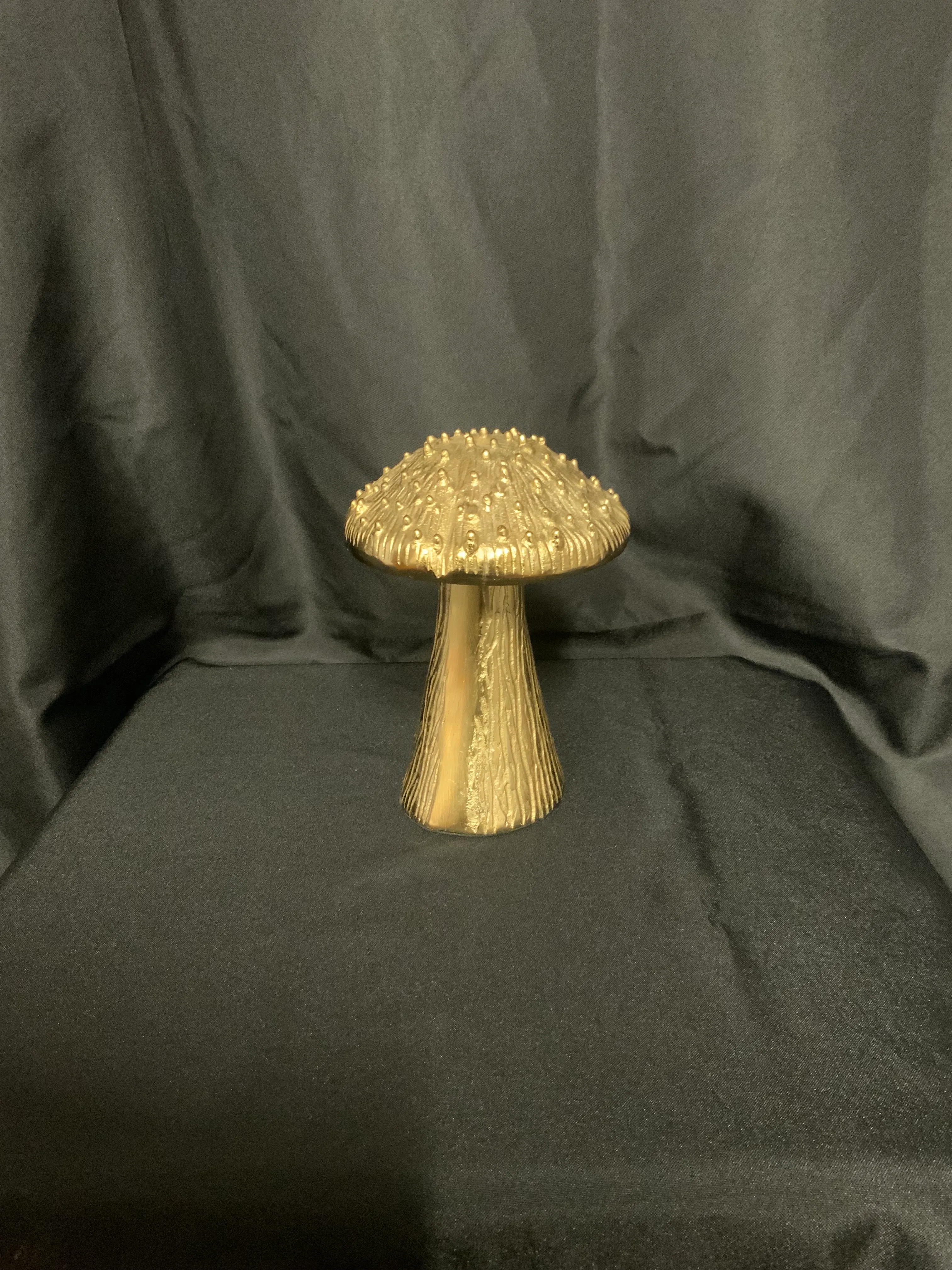 Gold Mushroom 8 Inch