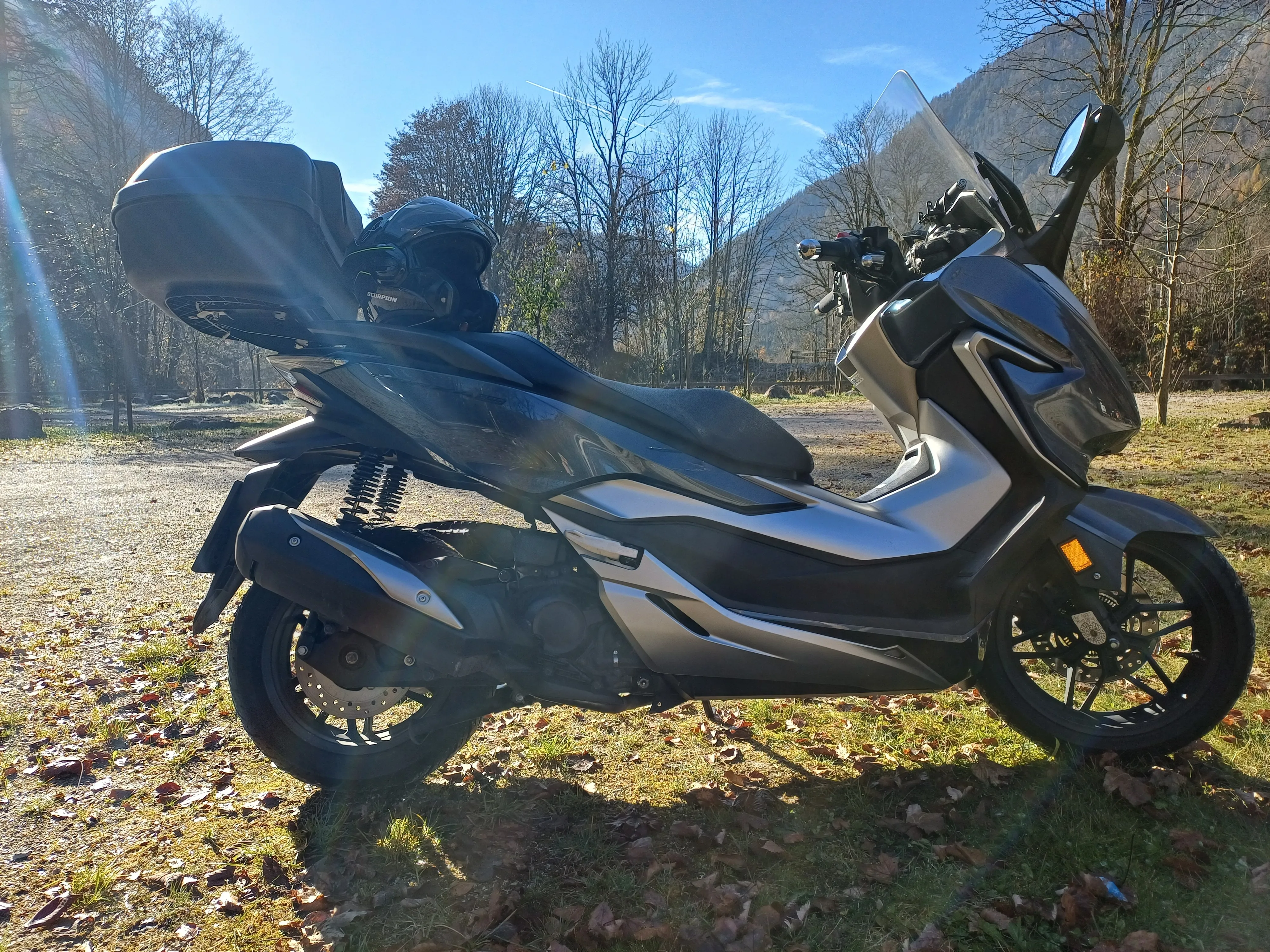Honda Forza 300