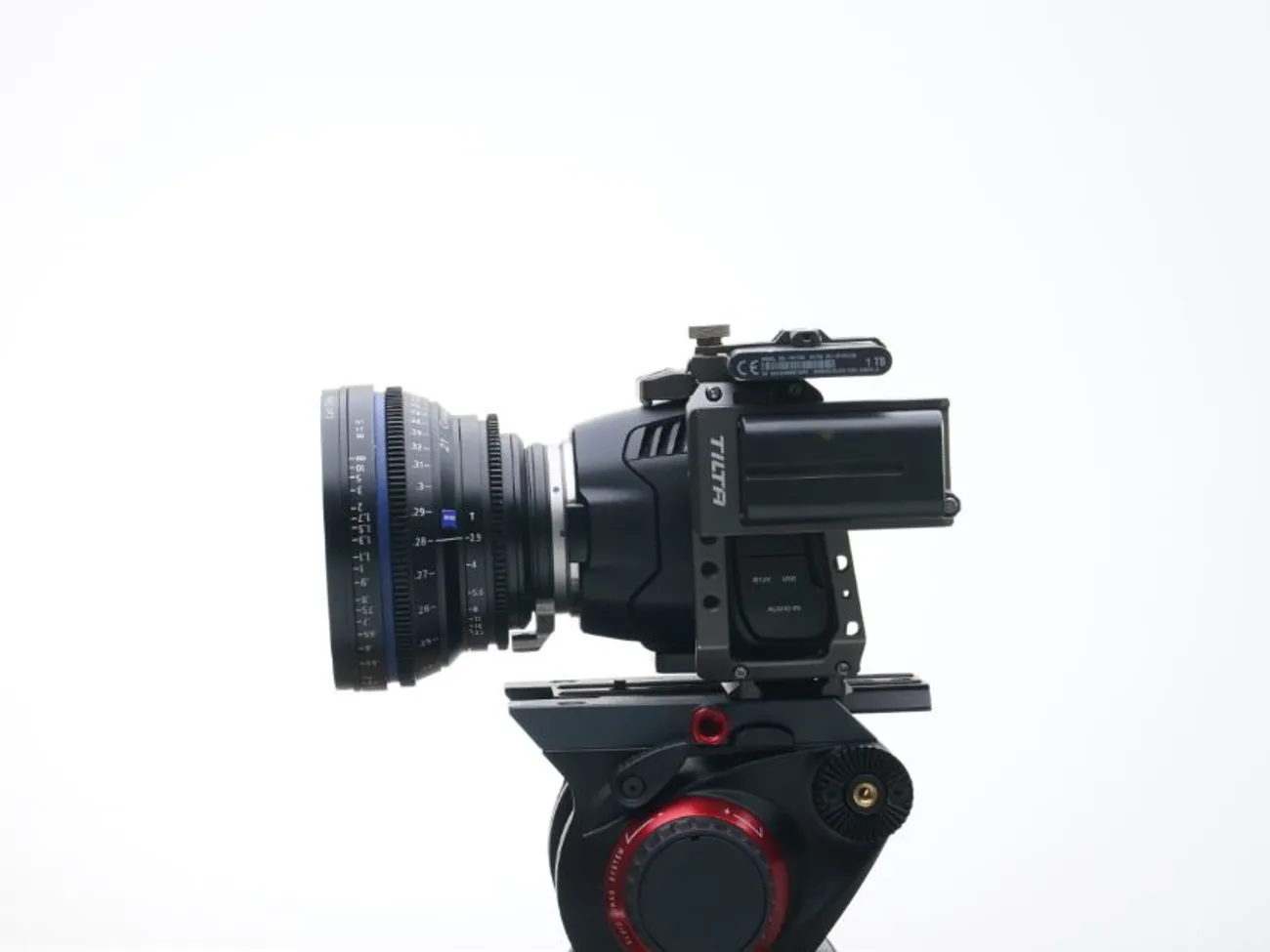 Black magic pocket cinema camera 6k with ZEISS CP2 lens kit package