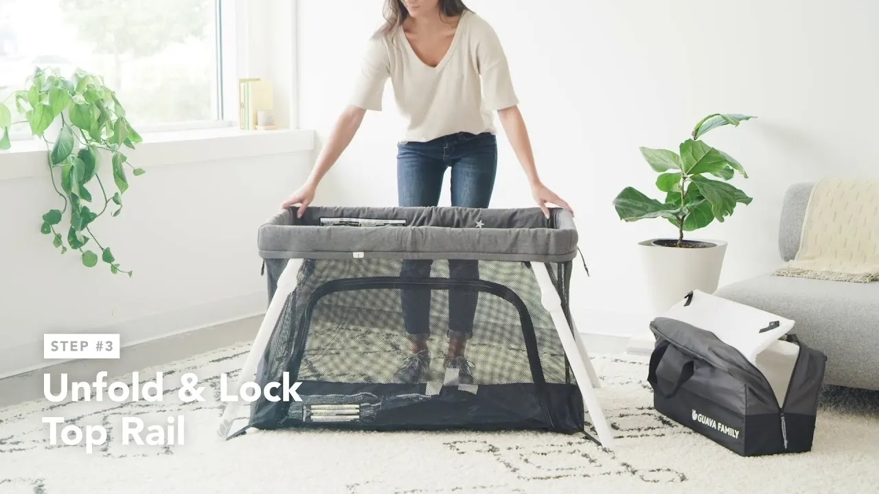 GUAVA FAMILY Lotus Travel Crib & Play Yard