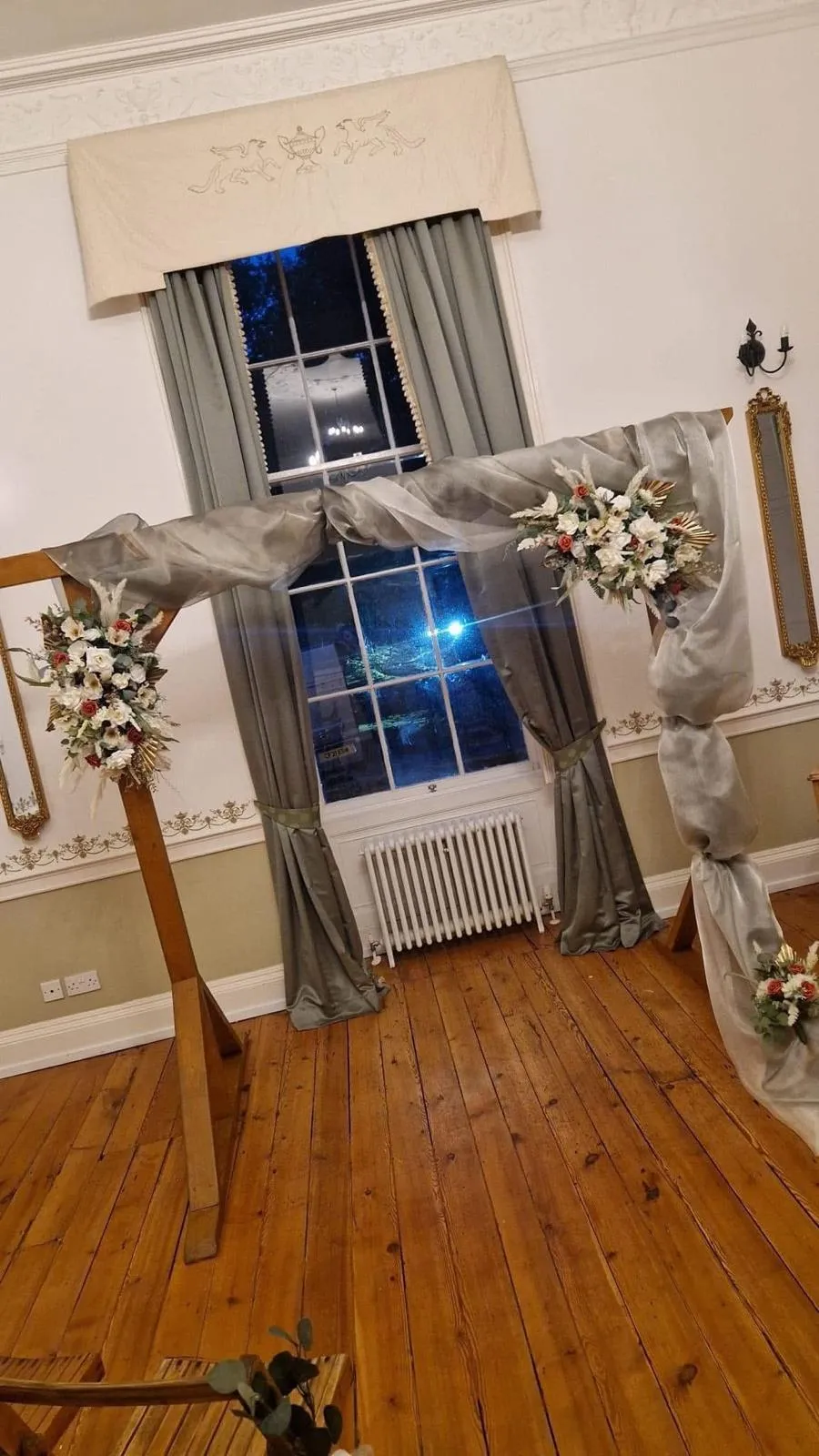 Rustic Arch Backdrop