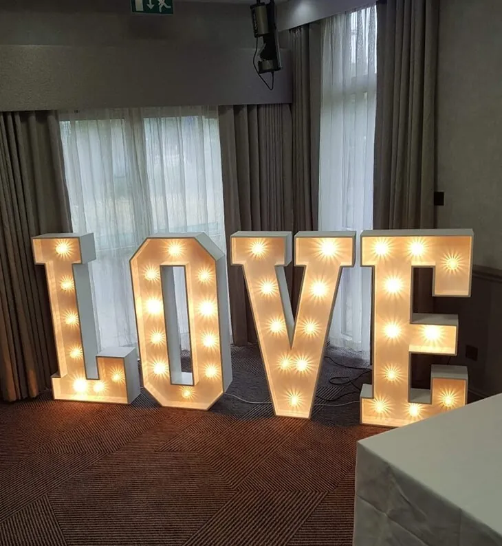 4ft LED LOVE Letters (White)