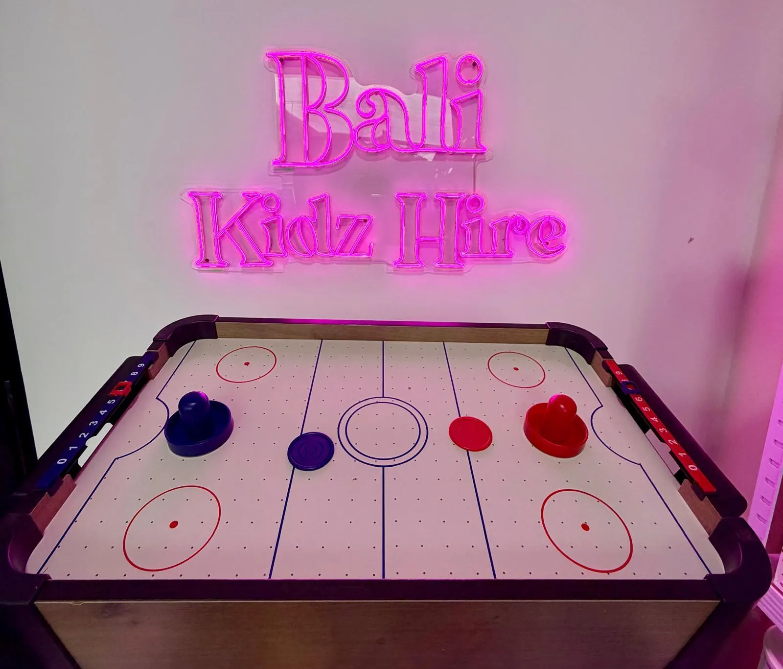 Air Hockey Table