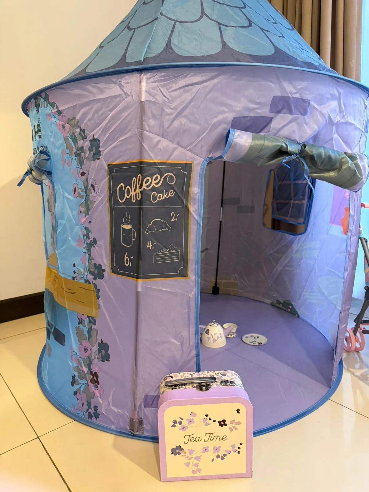 Pop Up cafe  And Tea Set