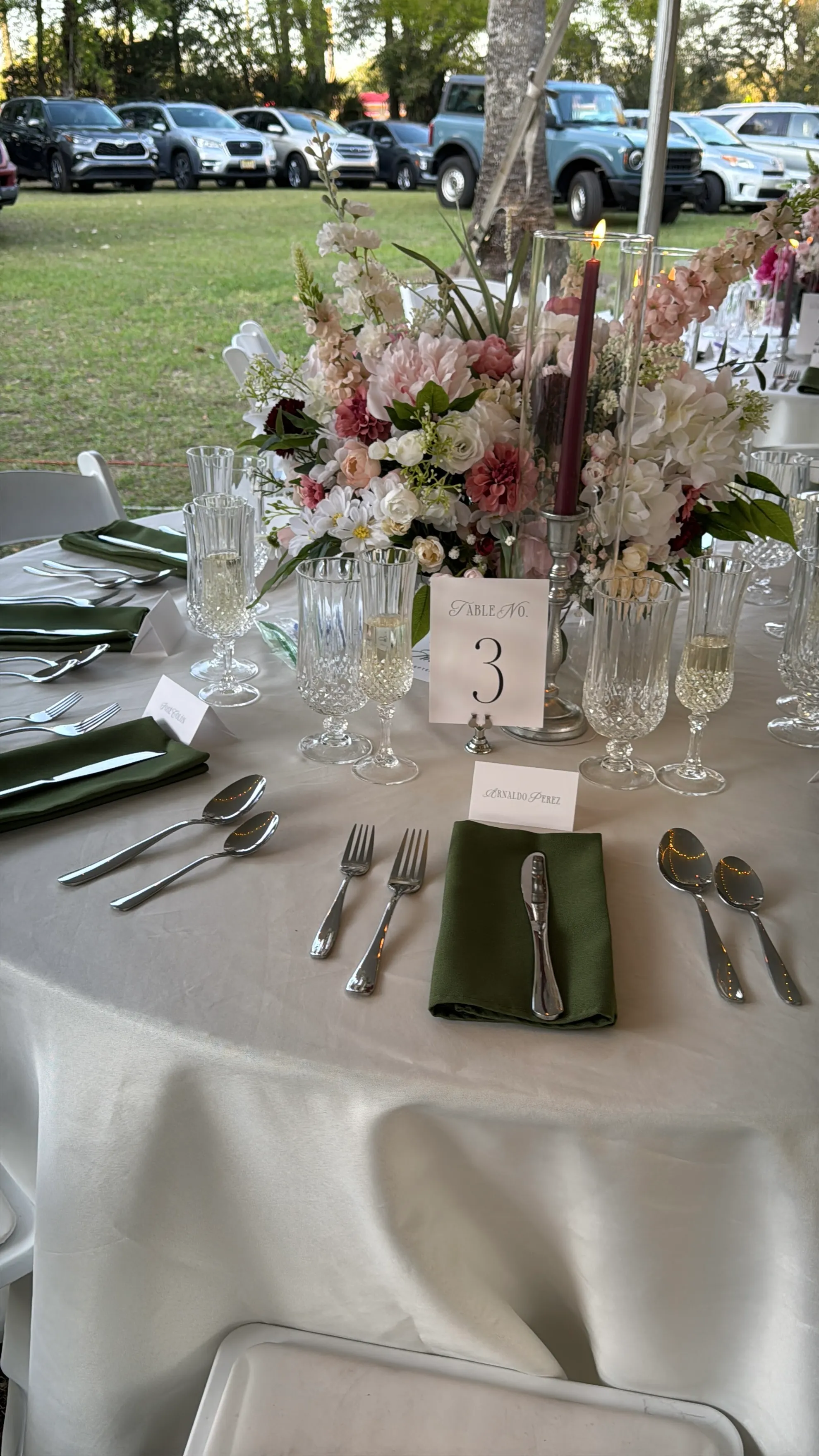 Ivory 120" Round Polyester Tablecloth