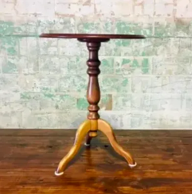 Round Pedestal Side Table