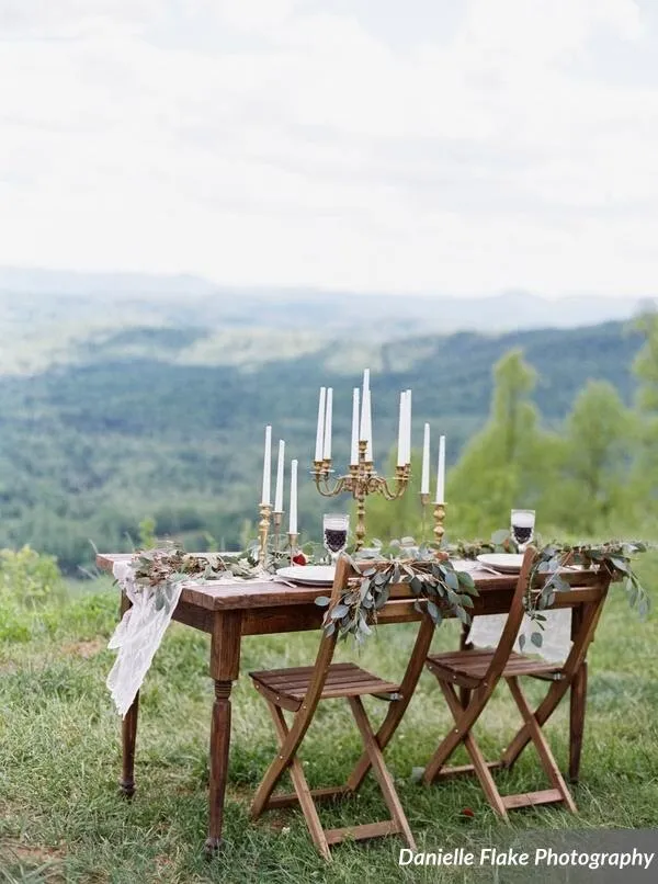 Austin Farm Table