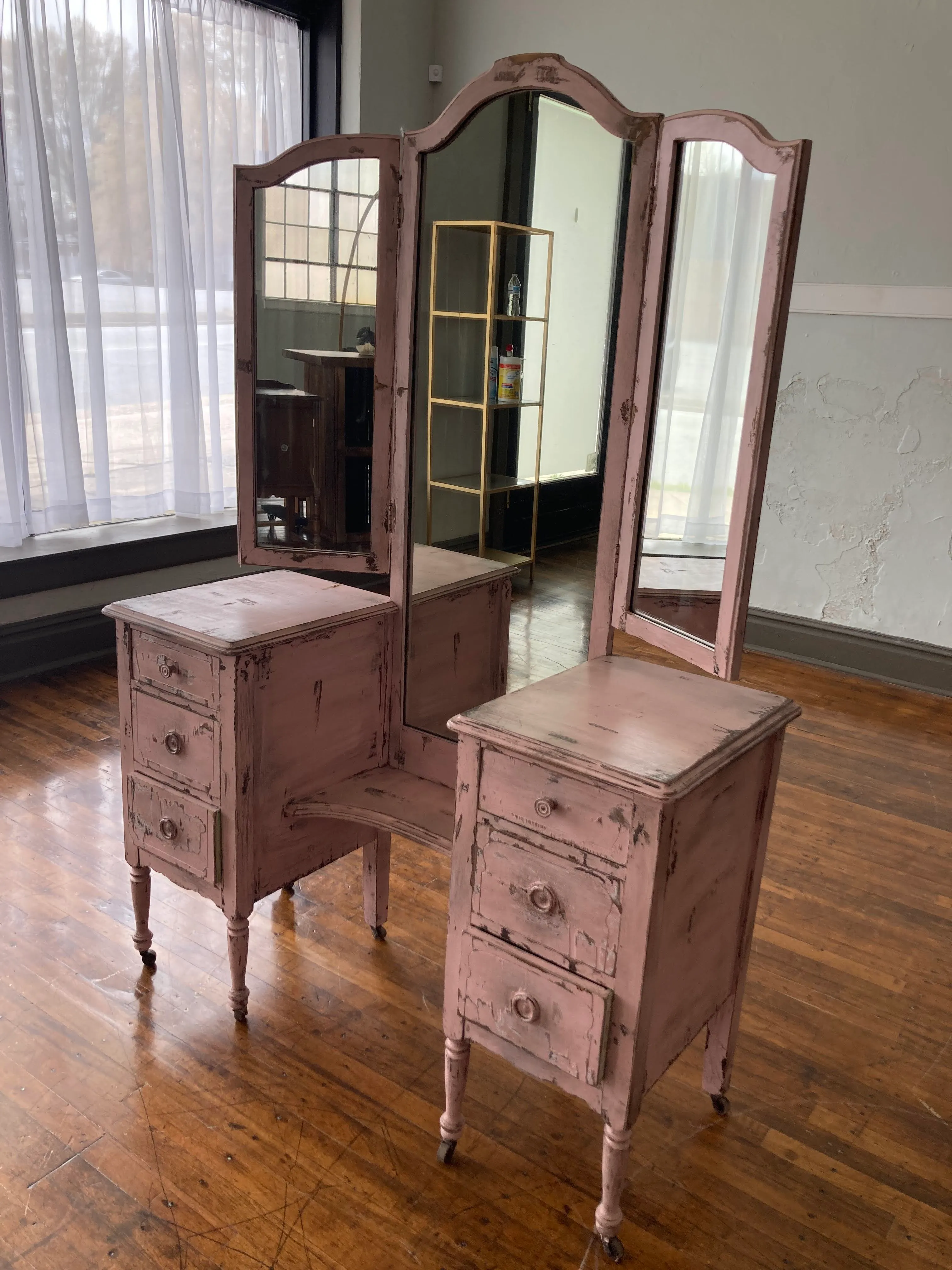Vintage Distressed Pink Vanity with Mirror **FOR SALE**