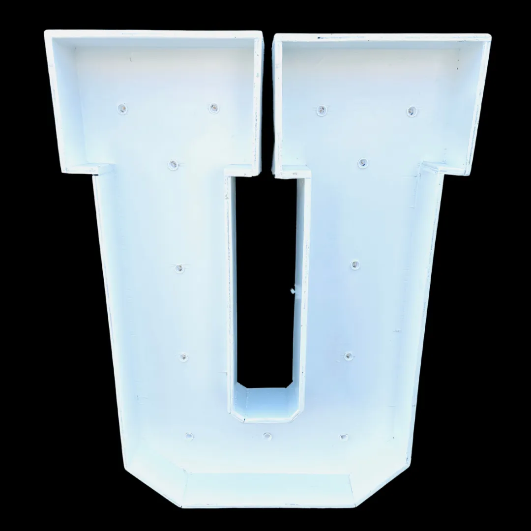 3ft Wood Marquee Letter - U