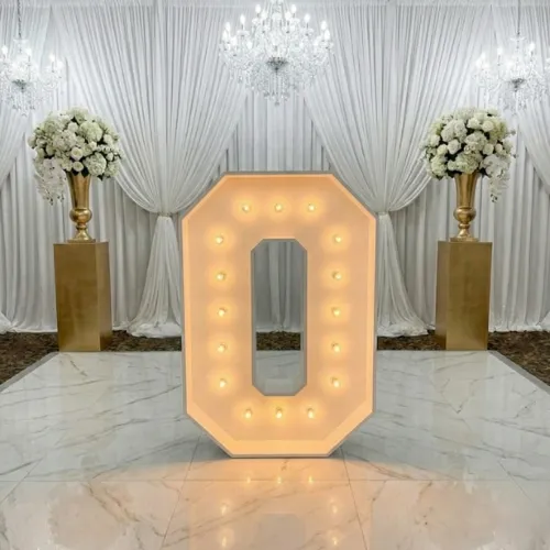 3ft Wood Marquee Letter - O