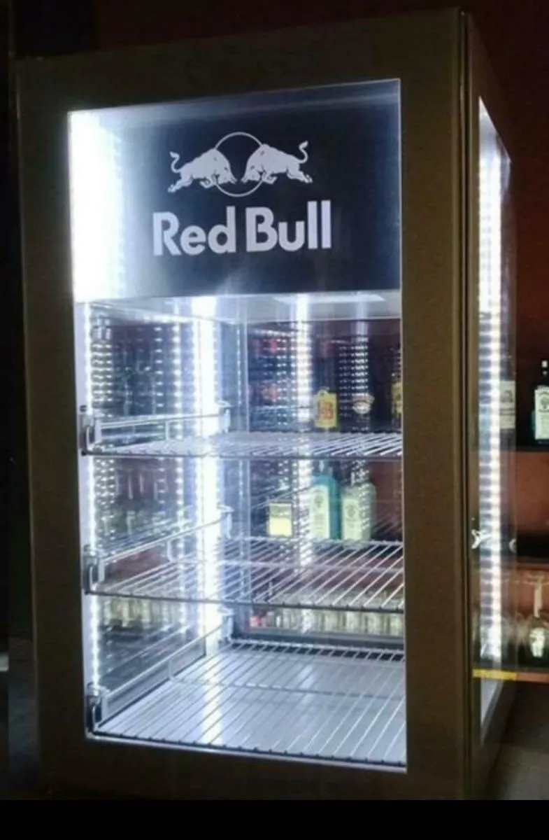Glazen Redbull display koelkast