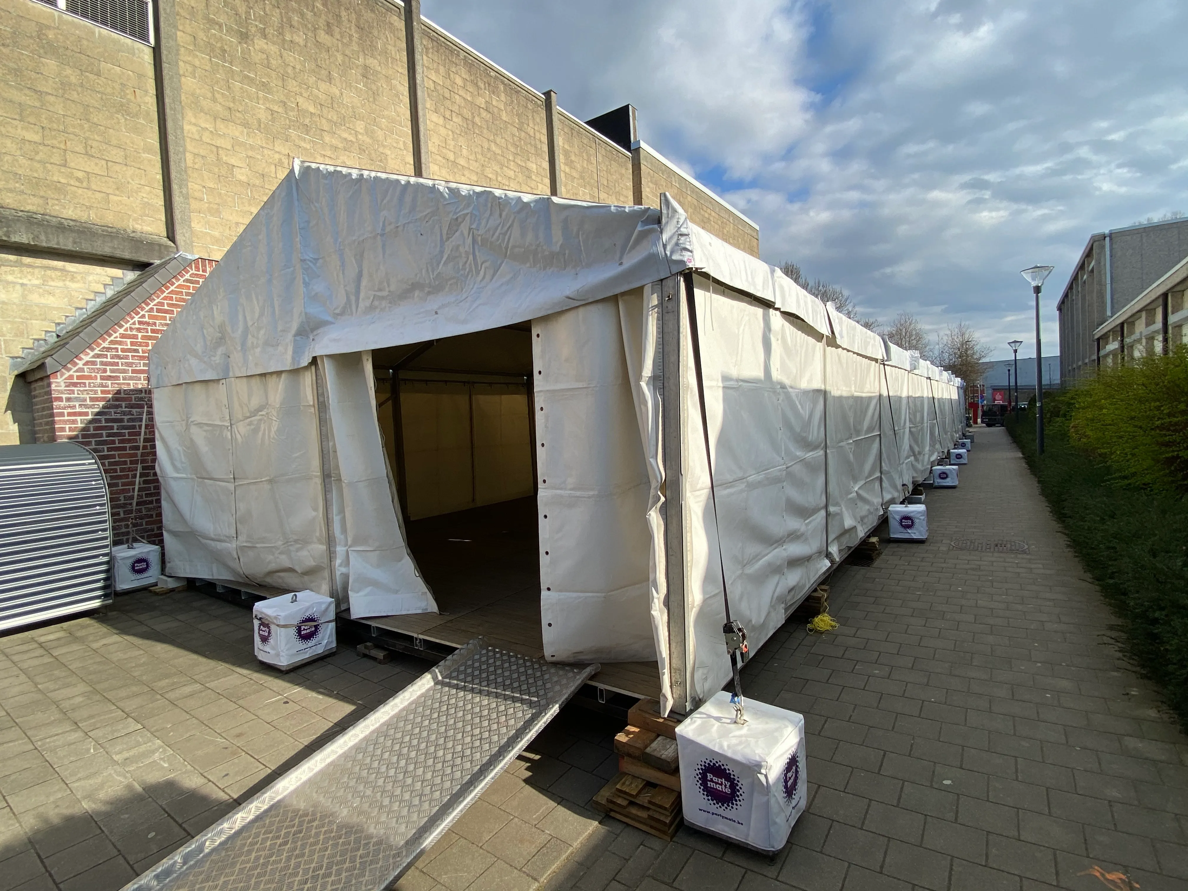 Kader tent