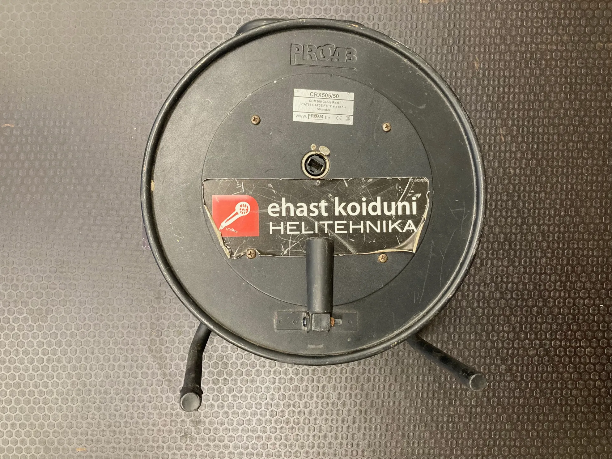 Cat 5 kaabel 30m (trumlil) 