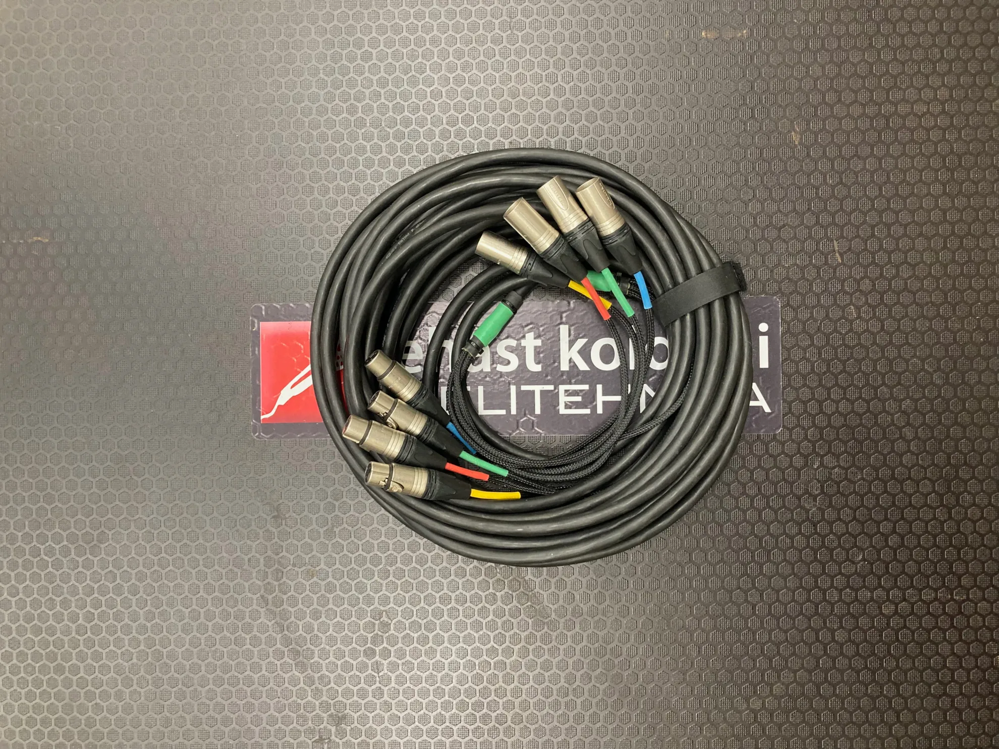 XLR 4x snake 15m lavamagistraal 