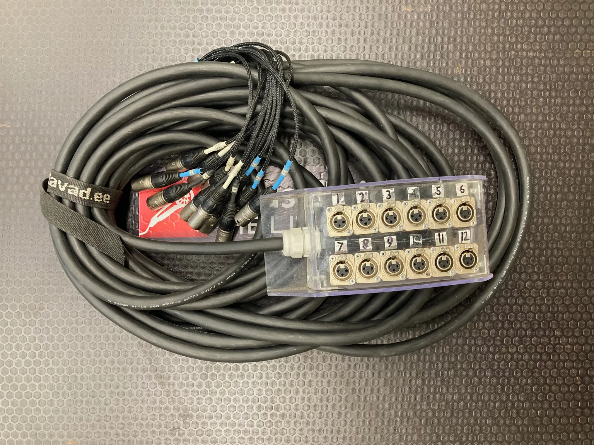 XLR 12x snake 20m lavamagistraal karp
