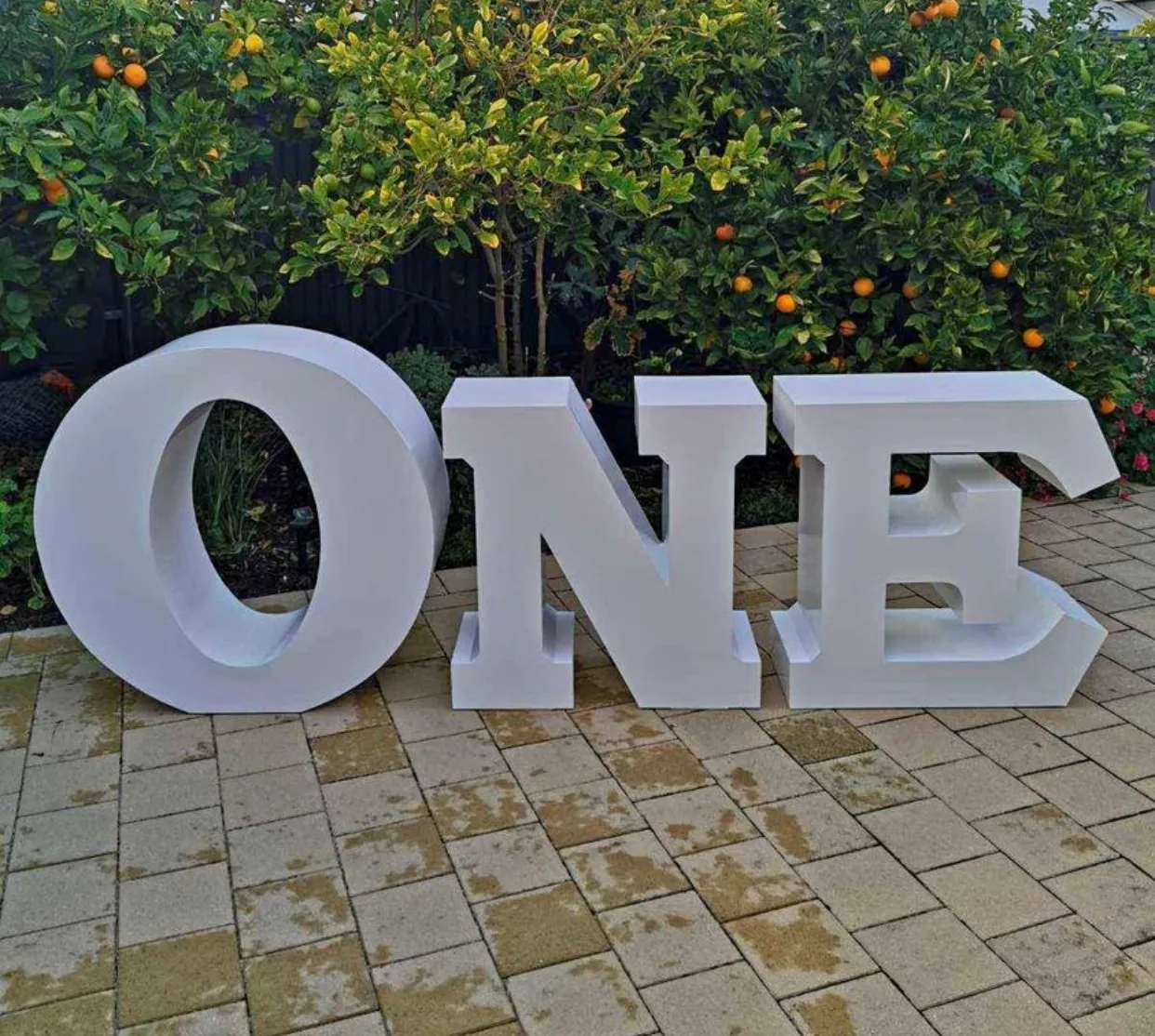 ONE Letter Table (Delivery Item)