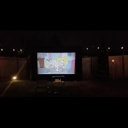 Outdoor Cinema 200 Inch Set