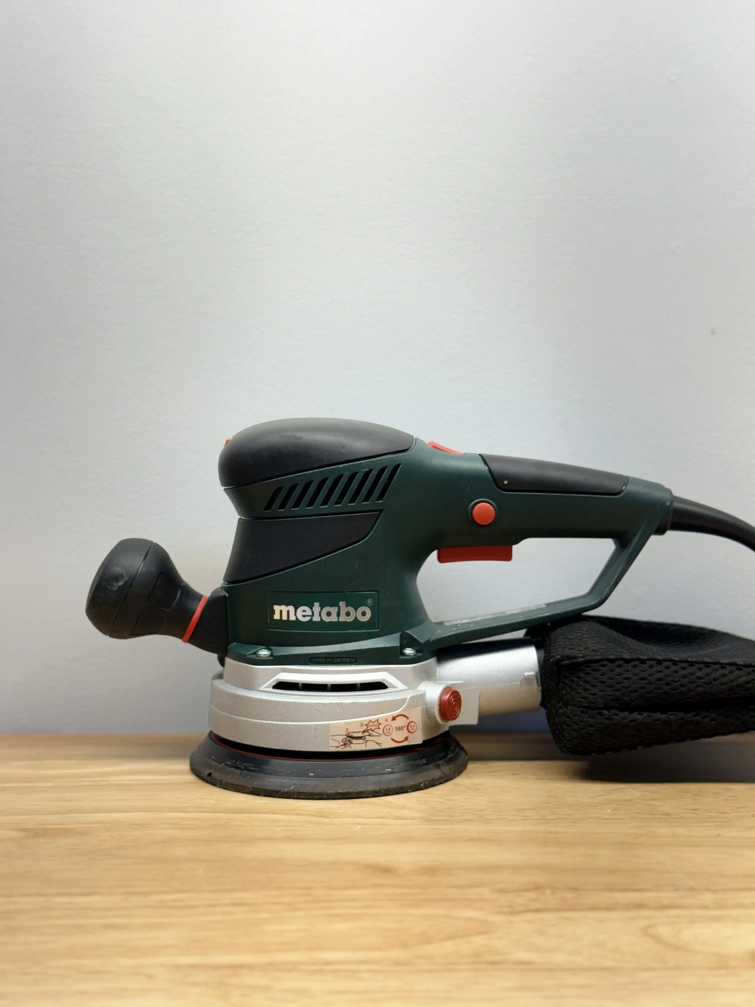 Metabo Corded 6"  Random Orbital Sander SXE450