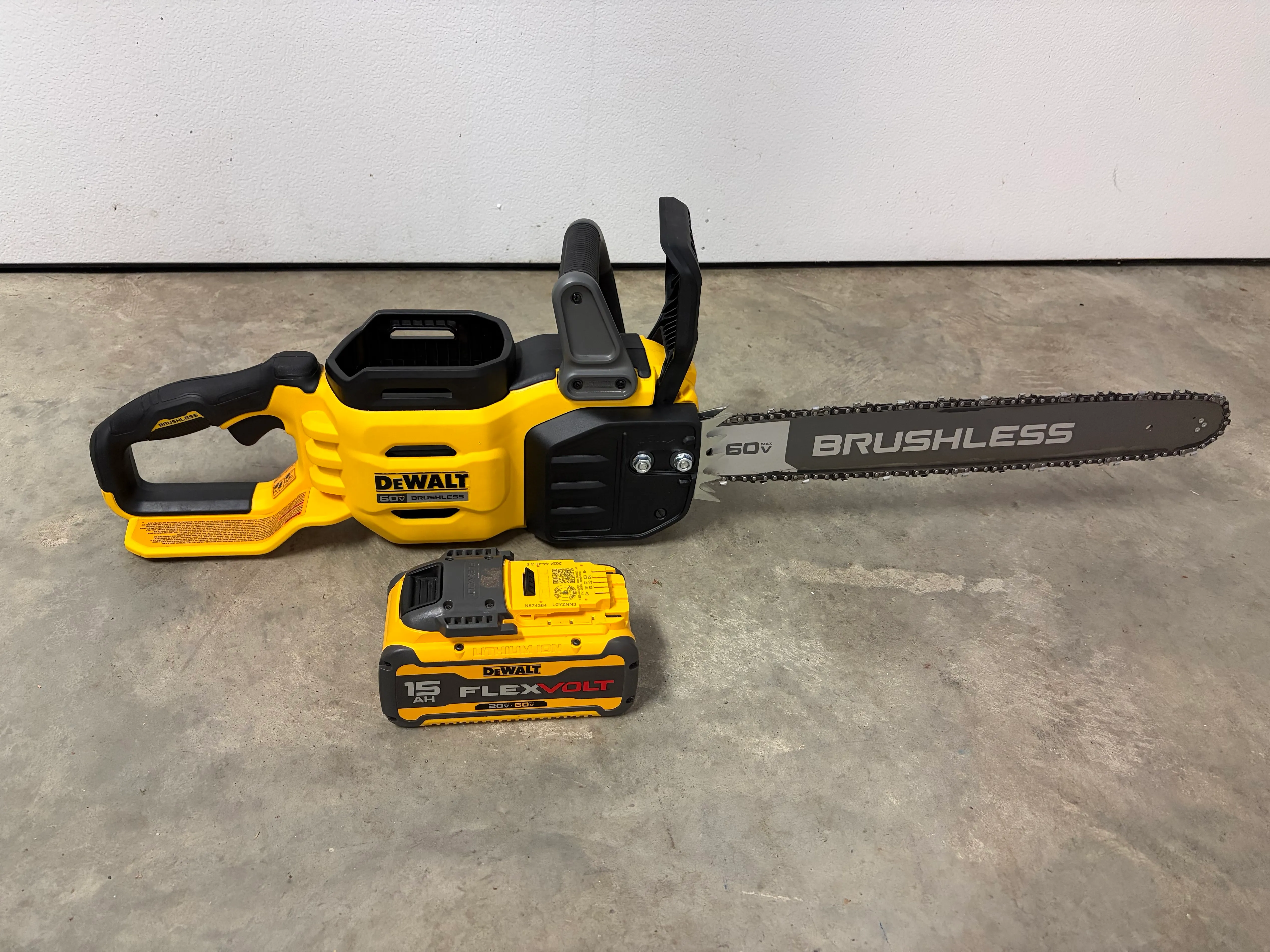 Dewalt 60V 20" Chainsaw