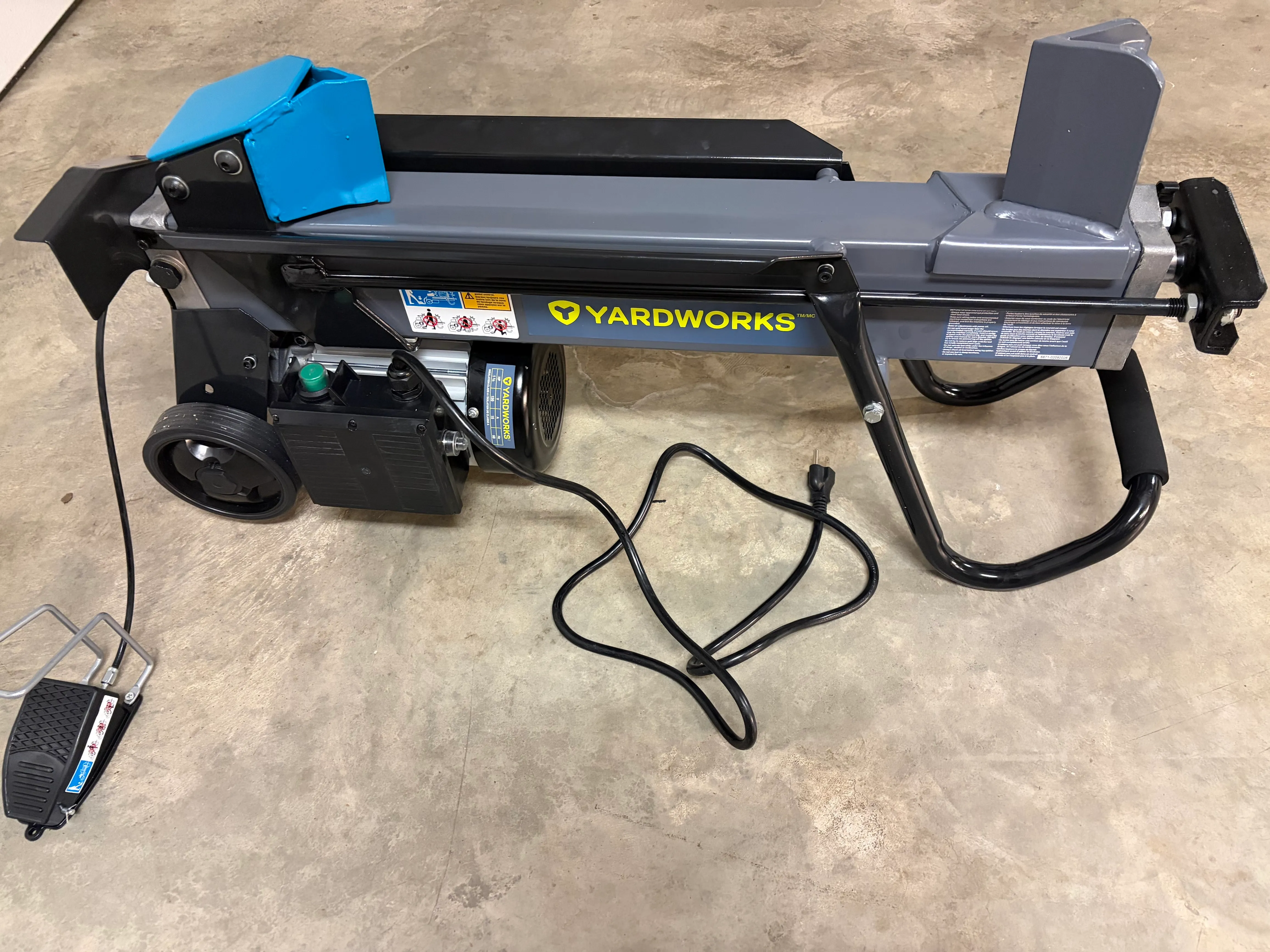 Yardworks 6-Ton 1-3/4 HP Electric Log Splitter