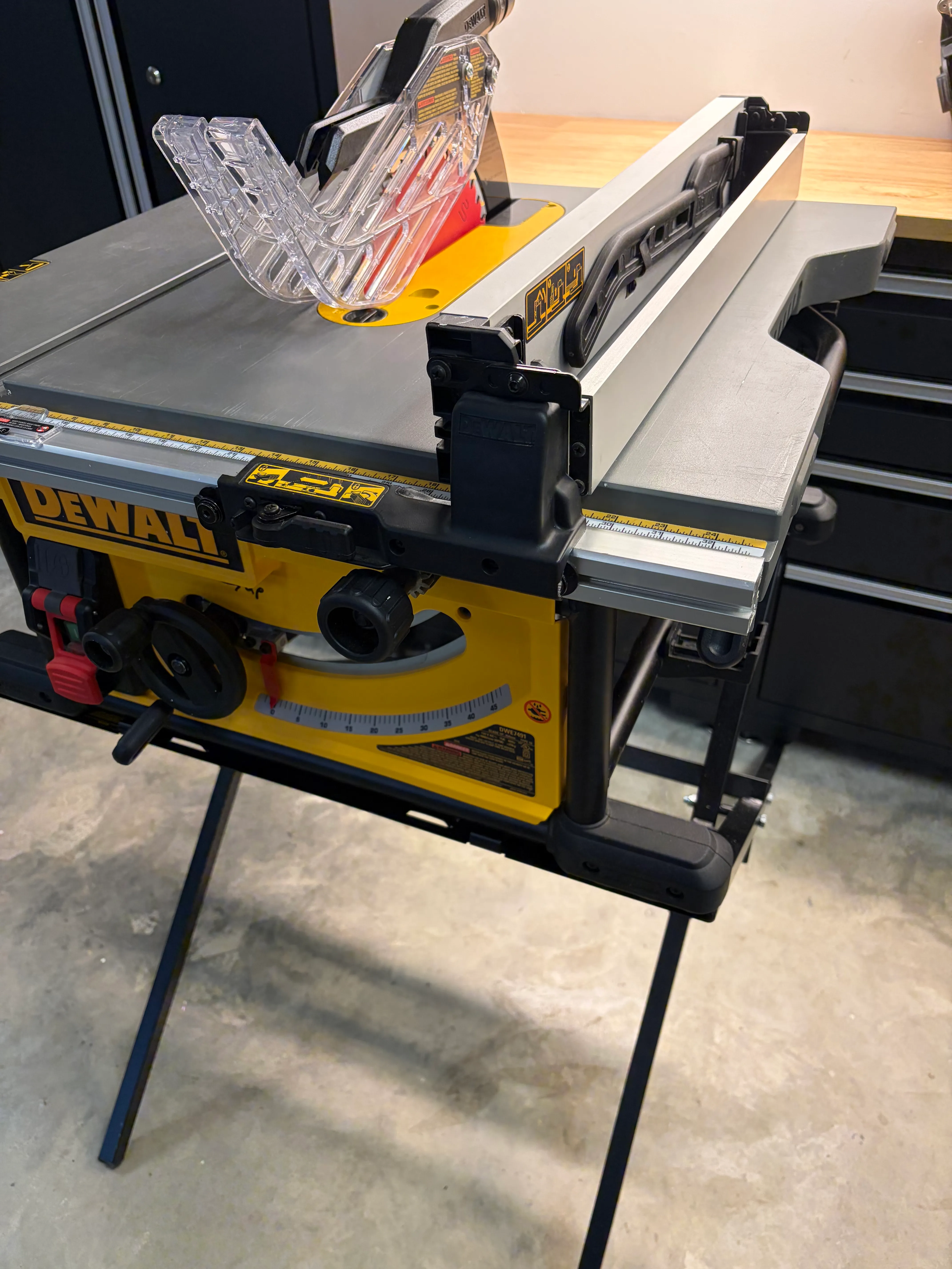 Dewalt Corded 10" Table Saw DWE7491