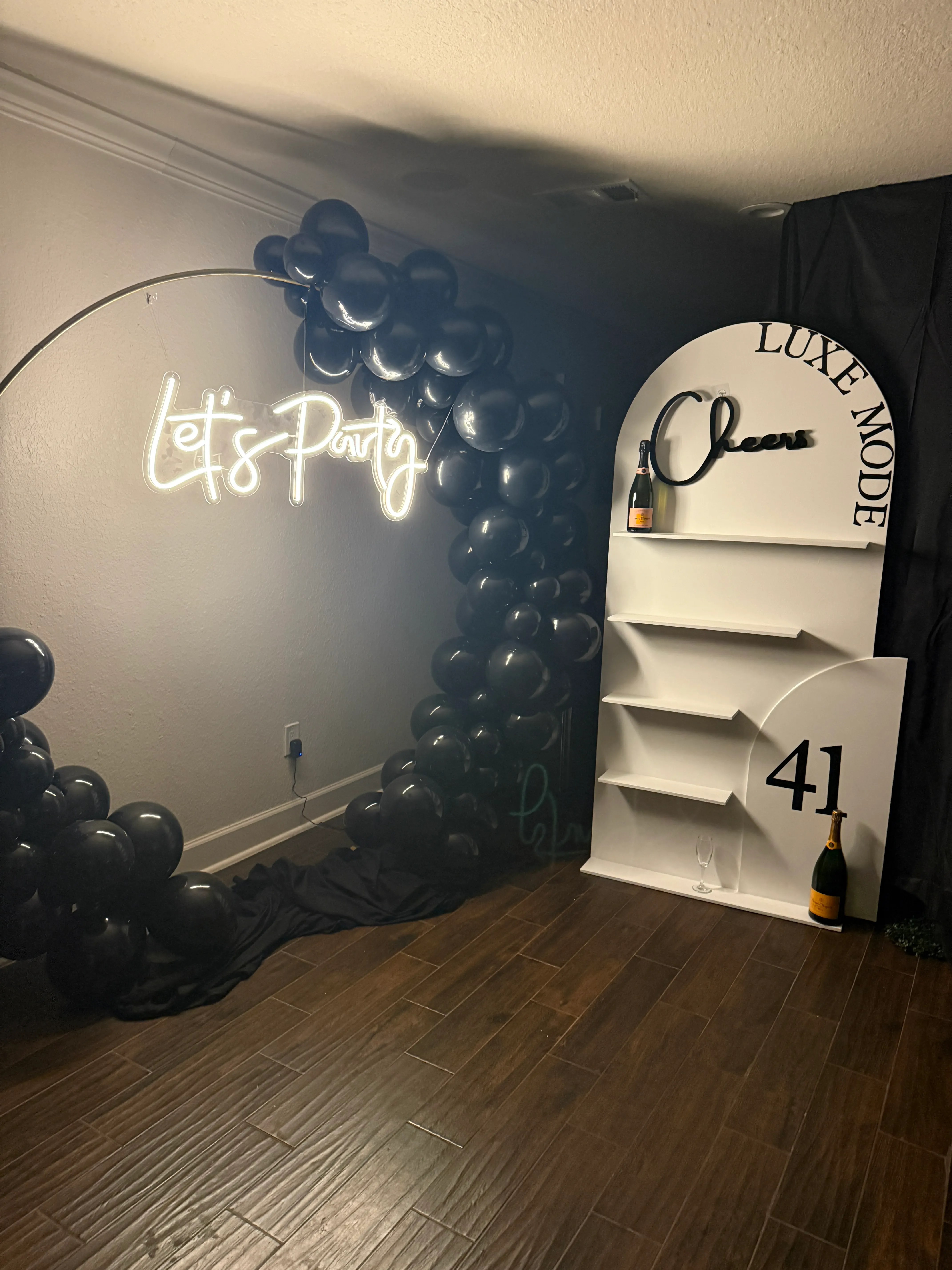 Champagne / Treat Wall