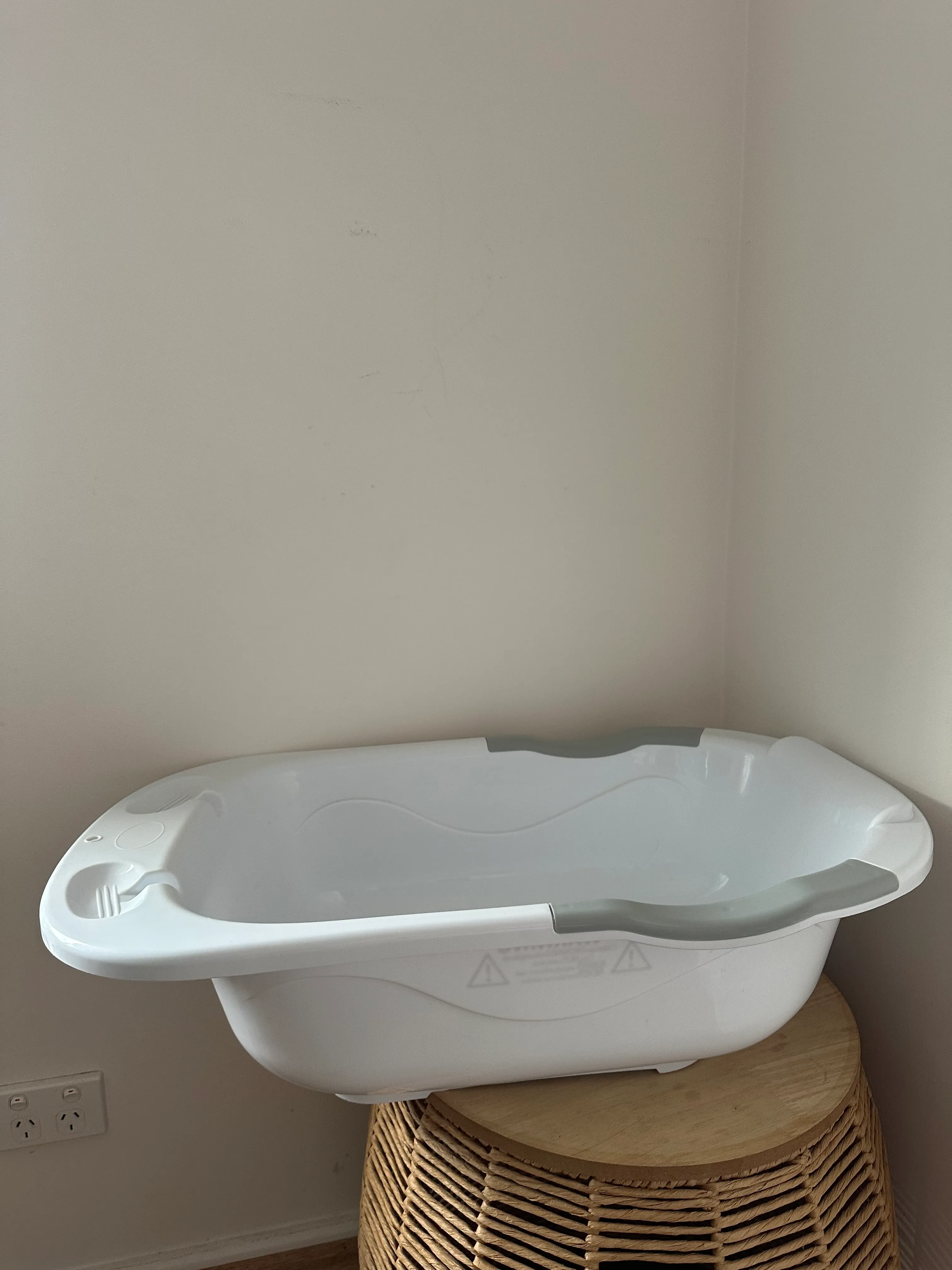 4 Baby Bath