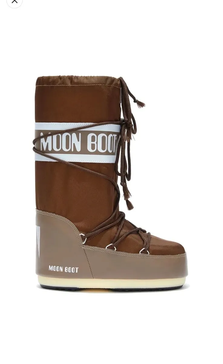 MOON BOOT <br> Icon logo-tape snow boots BROWN Size 39 fits 39-41 <br> RRP $600