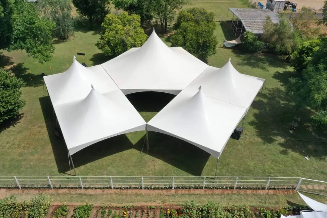 (HEX HIGH PEAK PLUS FOUR 20X20 HIGH PEAKS) 264+ DINNER SEATING / 408 CATHERDRAL / 600 COCKTAIL