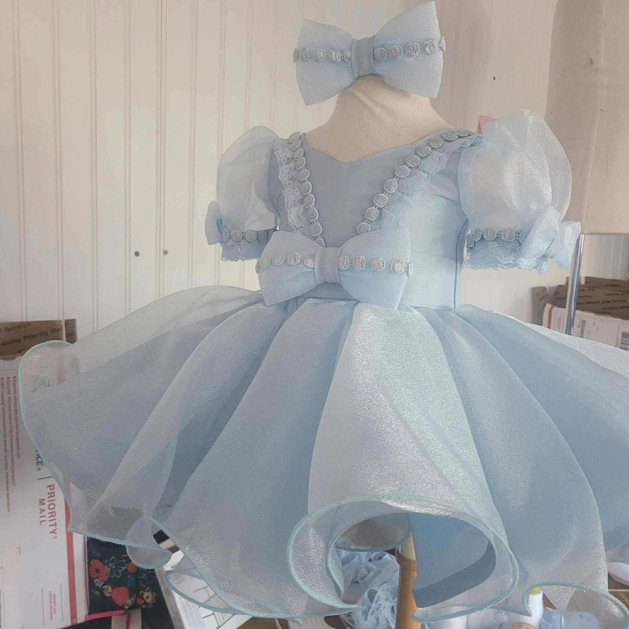 TT- 12/2 Baby Blue Natural