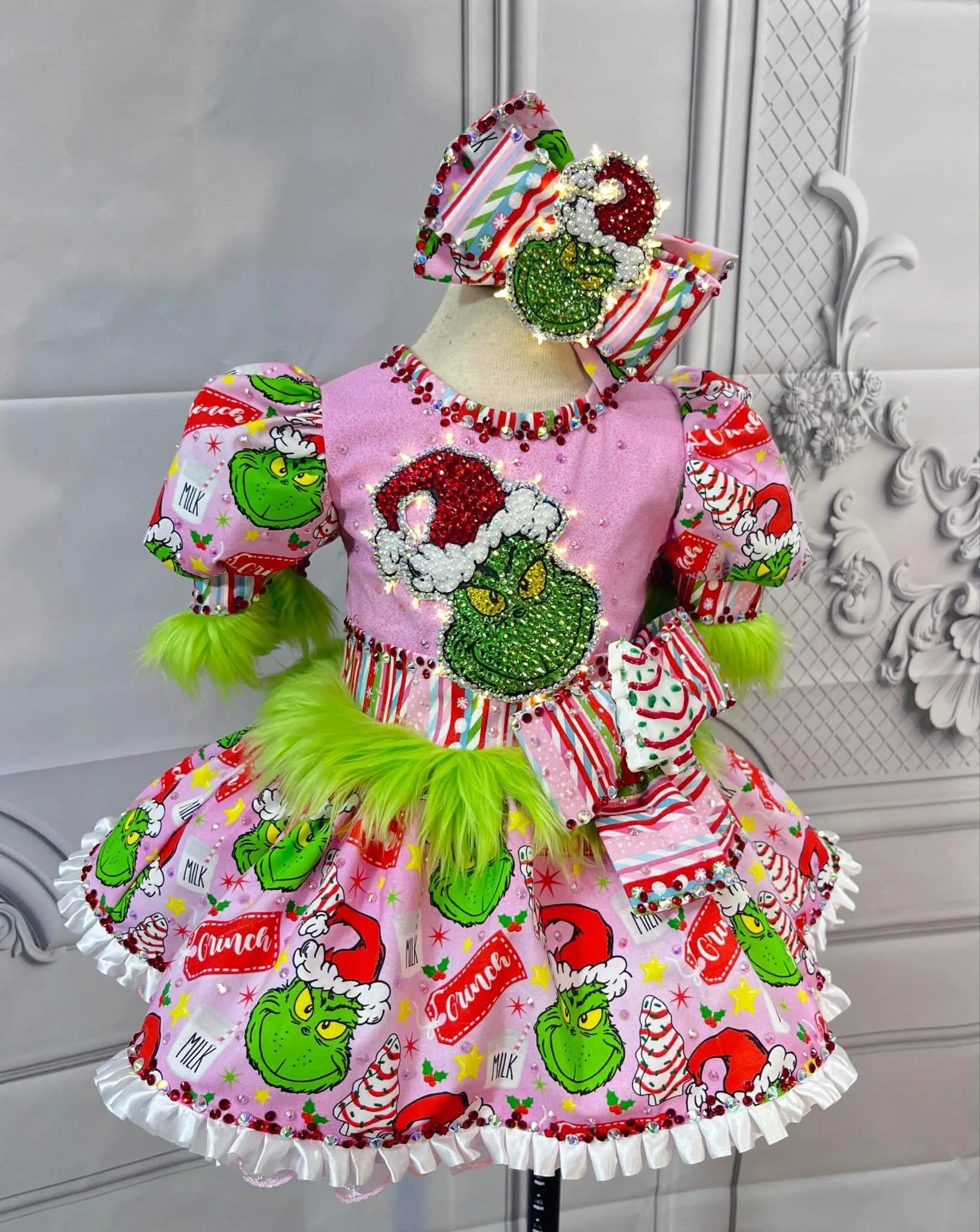 12/2 Grinch/Candy/Christmas OOC