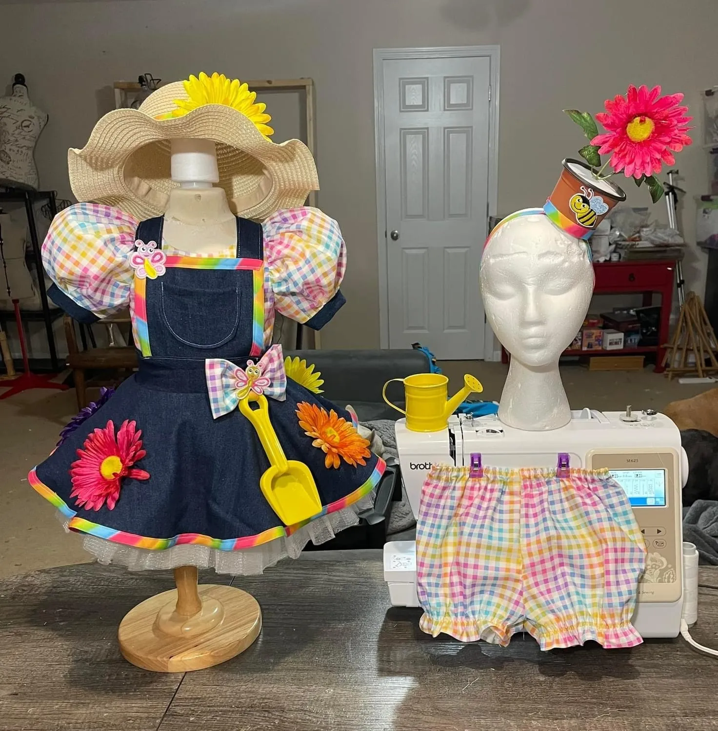 AM- Valerie Cyrus  Flower Gardner ooc 12/2